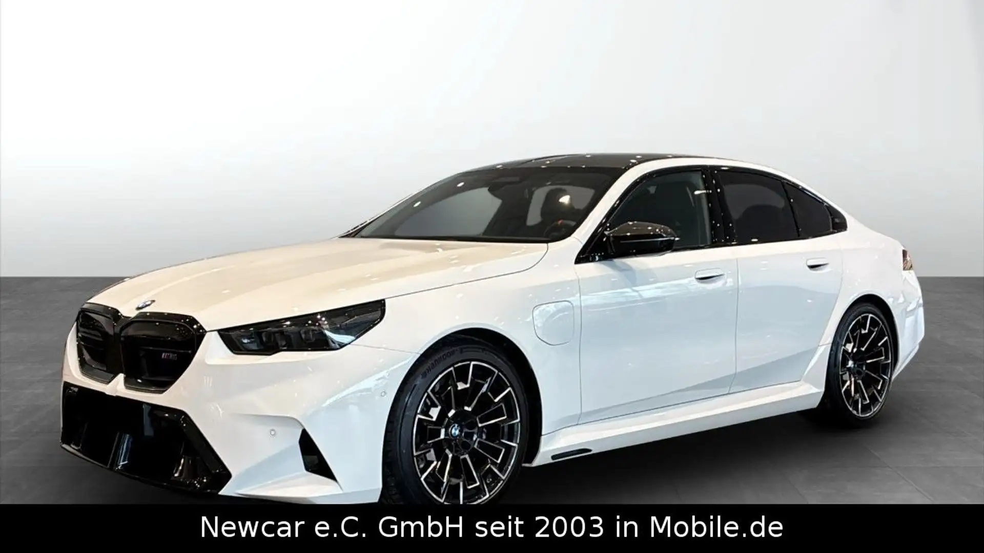 BMW M5 Limousine*DrivAss*ParkAss*ComfortPaket*Pano Blanc - 1