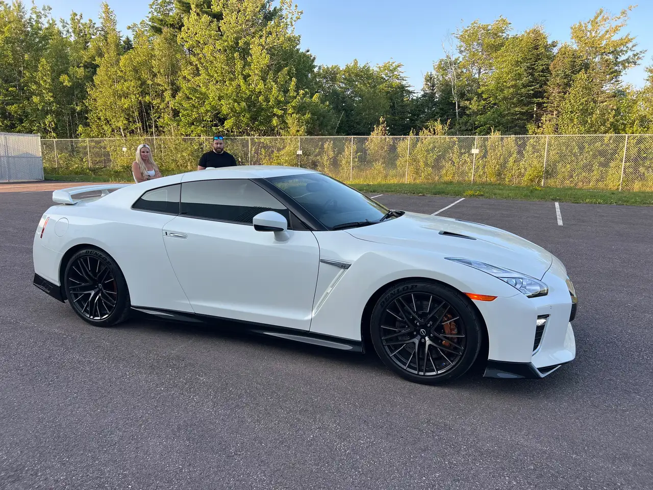 Nissan GT-R снимка Nissan GT-R