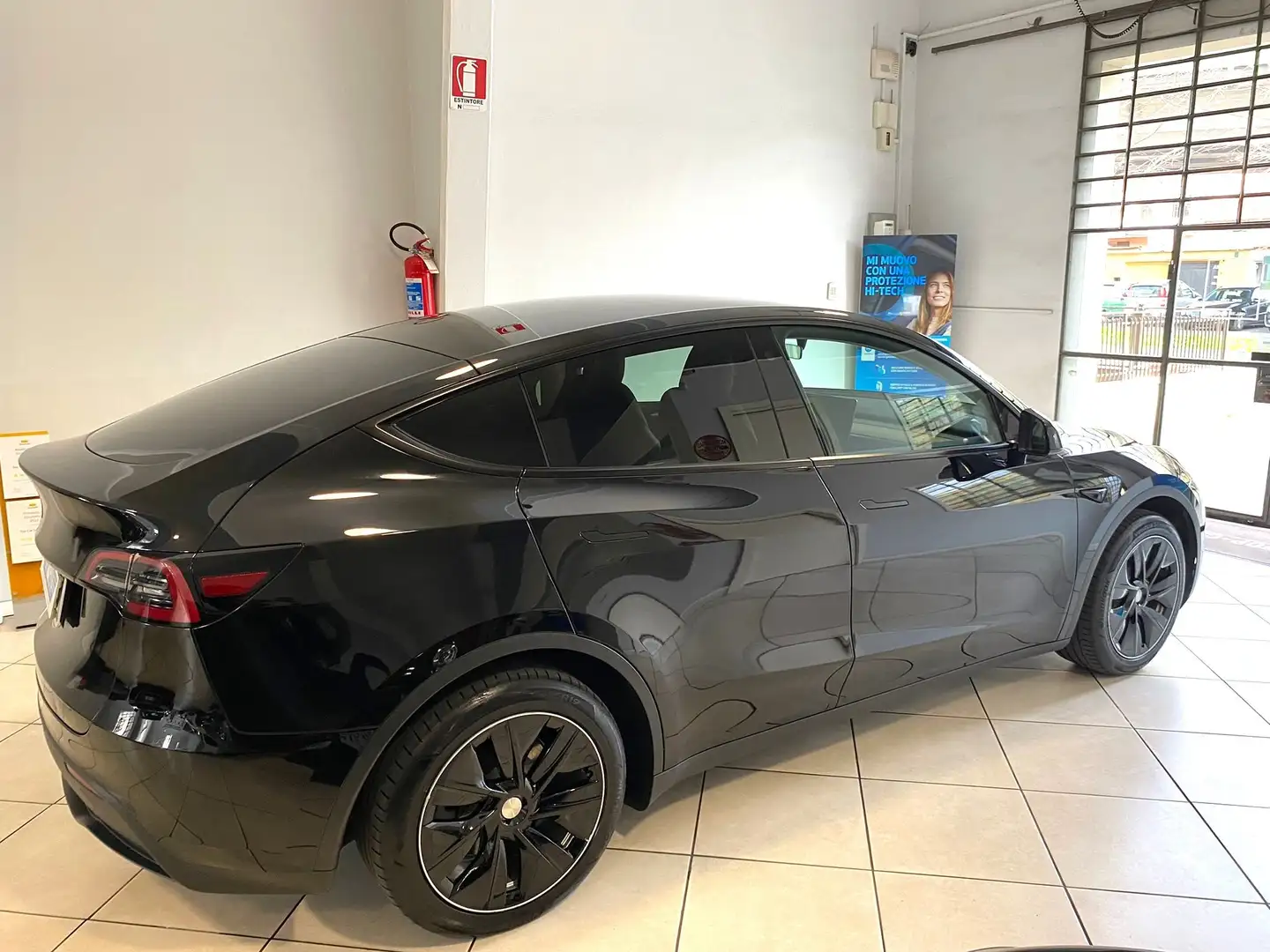 Tesla Model Y Single Motors Rwd 88 KW IVA ESPOSTA Nero - 2
