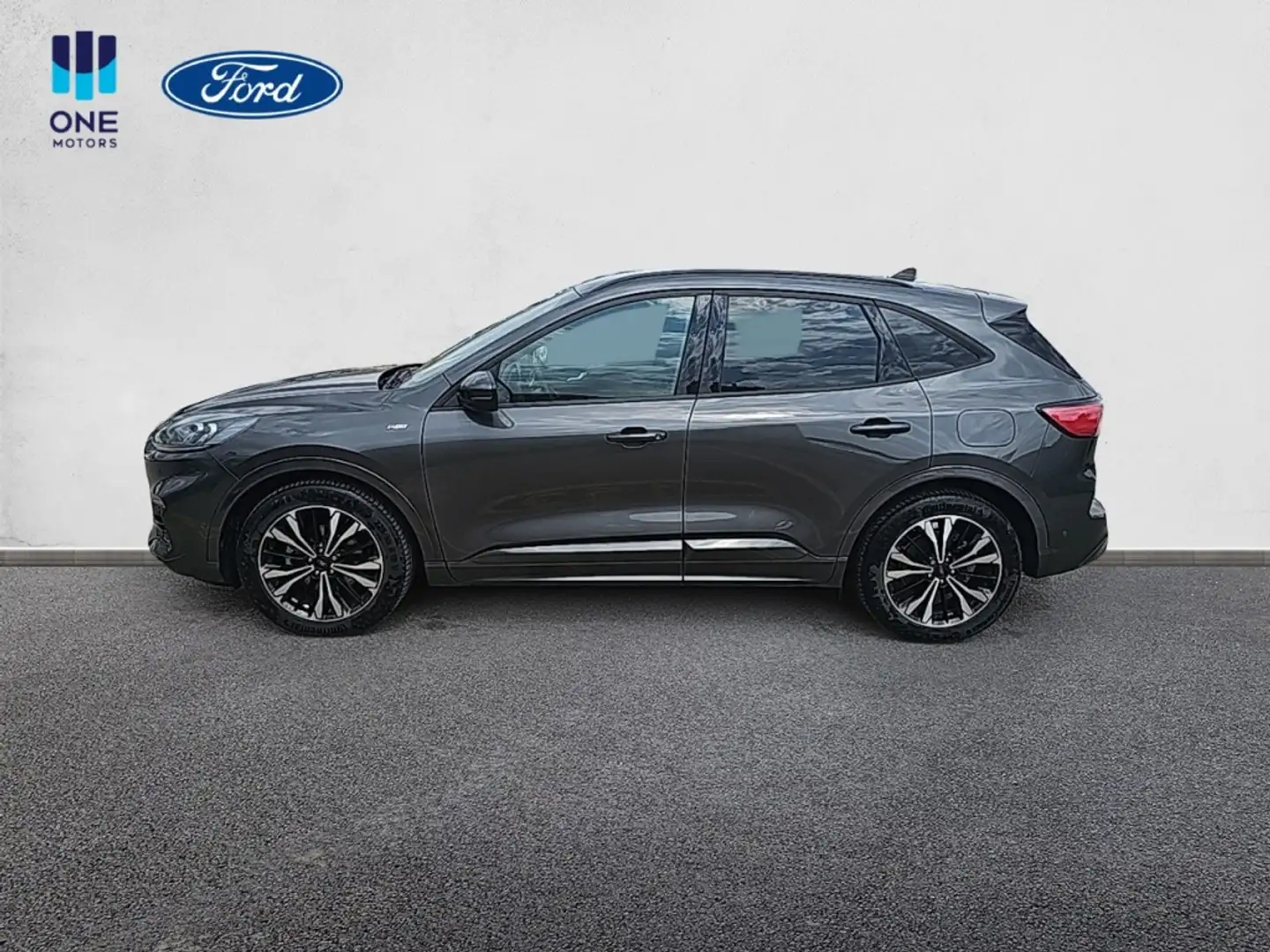 Ford Kuga 1.5 EcoBoost ST-Line X FWD 150 Grau - 2