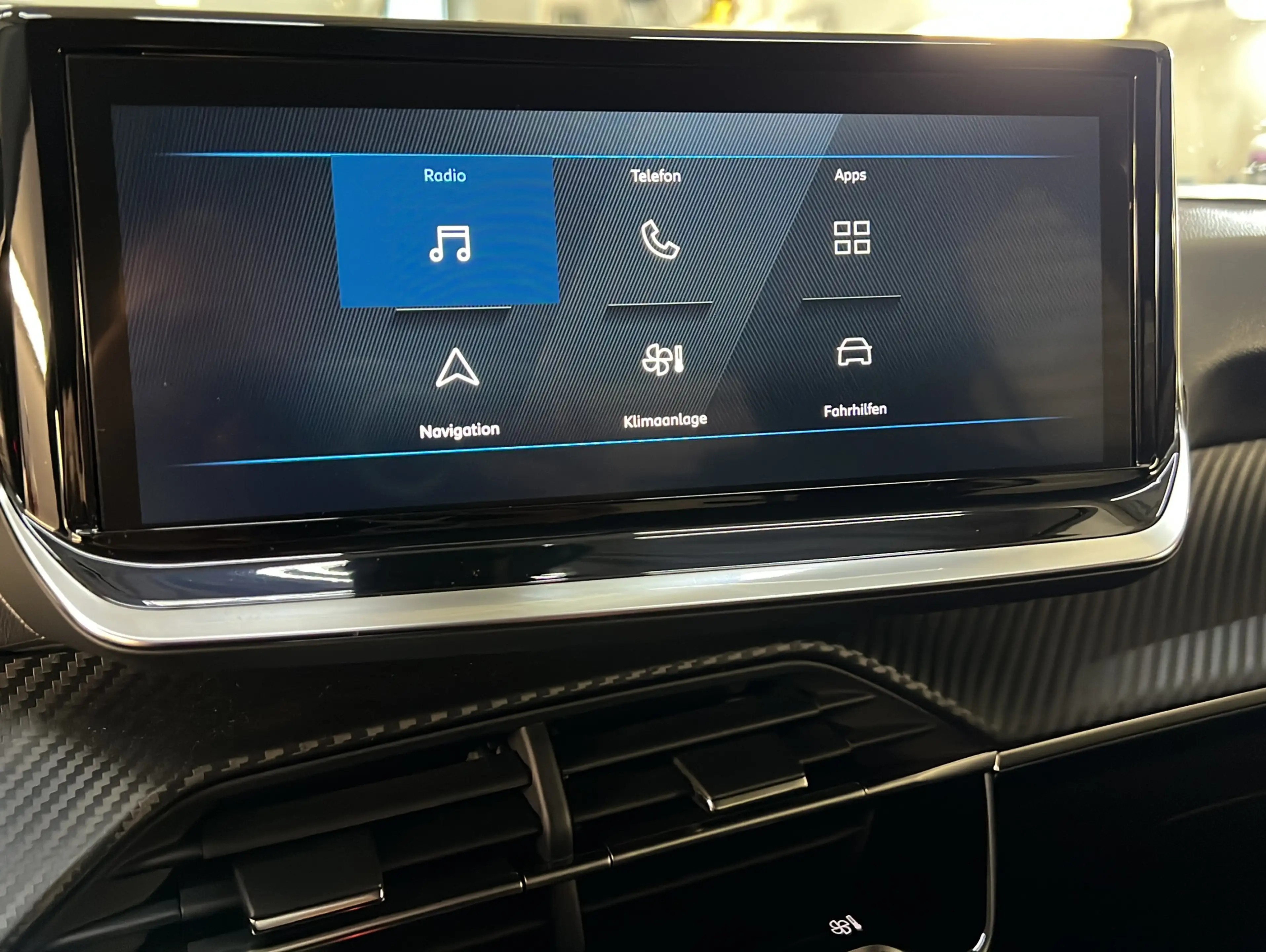 Peugeot 208 Pure Tech Active*Klima*Einparkhilfe*LED*DAB — photo 8