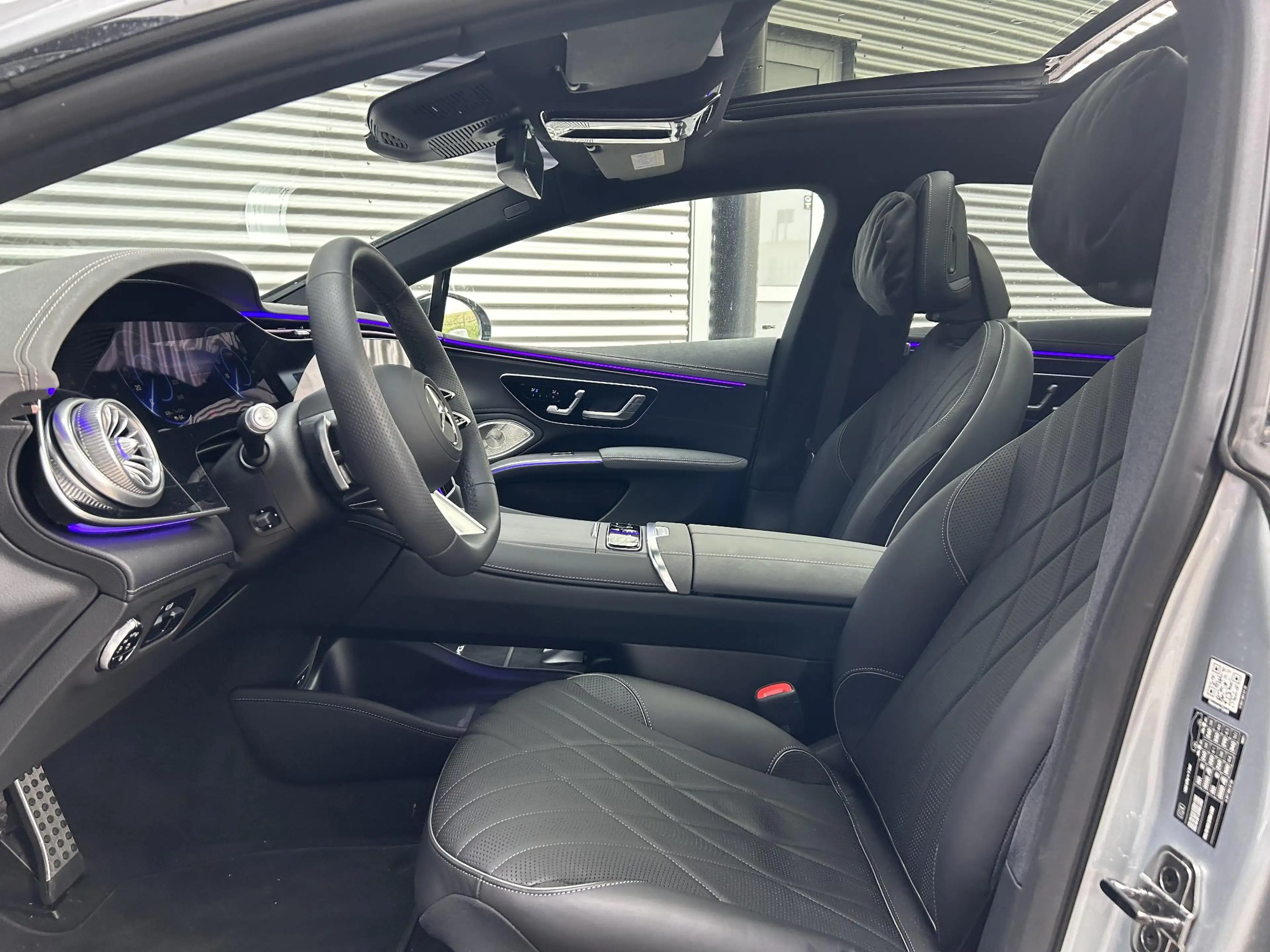 Mercedes-Benz EQS 450+ AMG Line 108 kWh | Hyperscreen | Burmester 3D — photo 6
