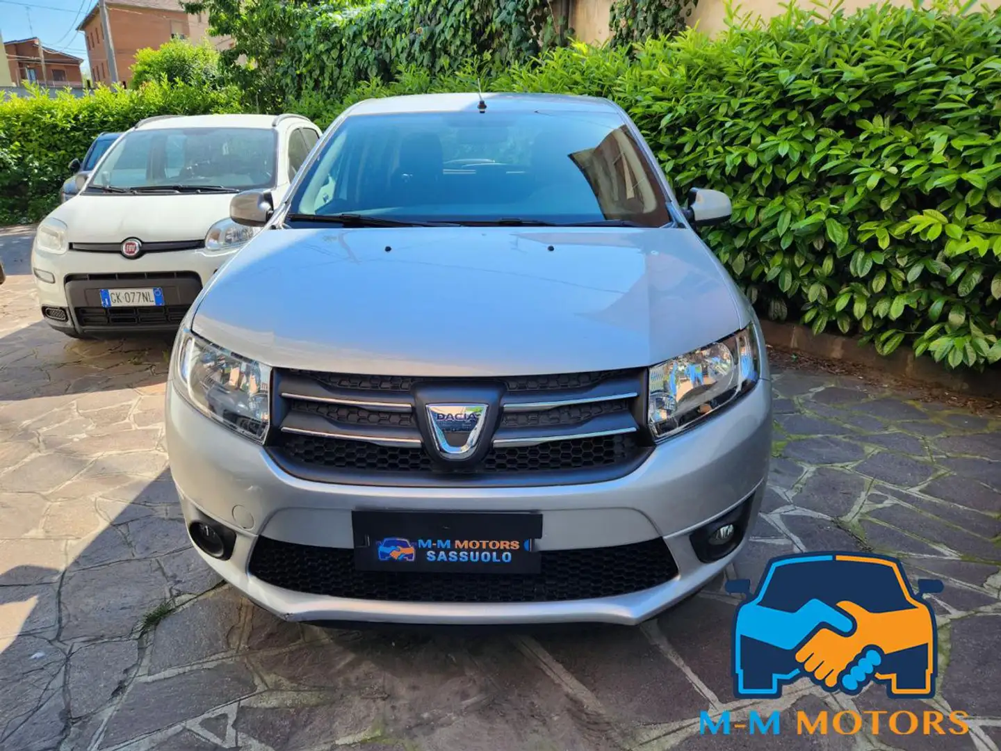 Dacia Sandero 1.2 75CV La Gazzetta dello Sport Grijs - 2