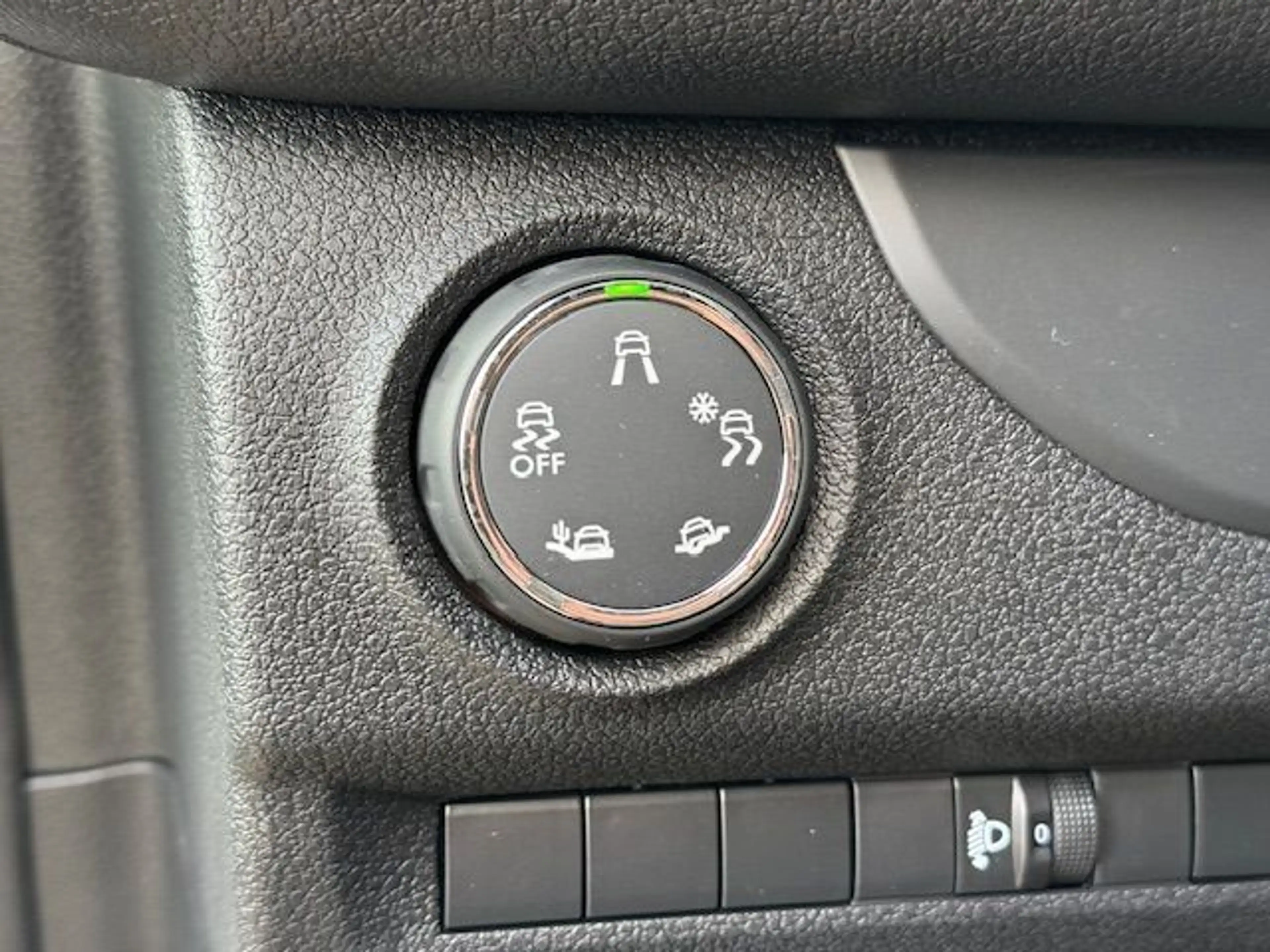 Peugeot Expert 2.0 BlueHDi 145 L2 EHZ — photo 9