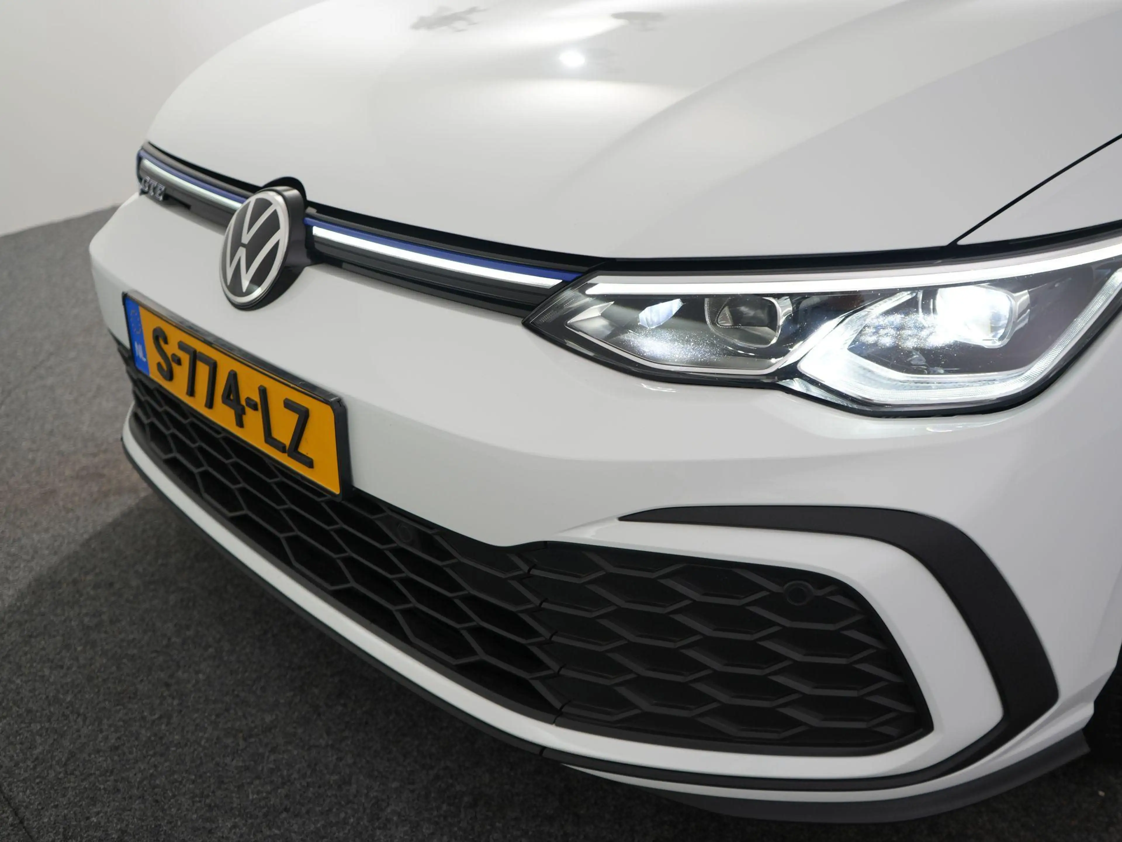 Volkswagen Golf GTE 1.4 eHybrid | ACC | PDC | SOH 92.5% | Led Plus | I — photo 28