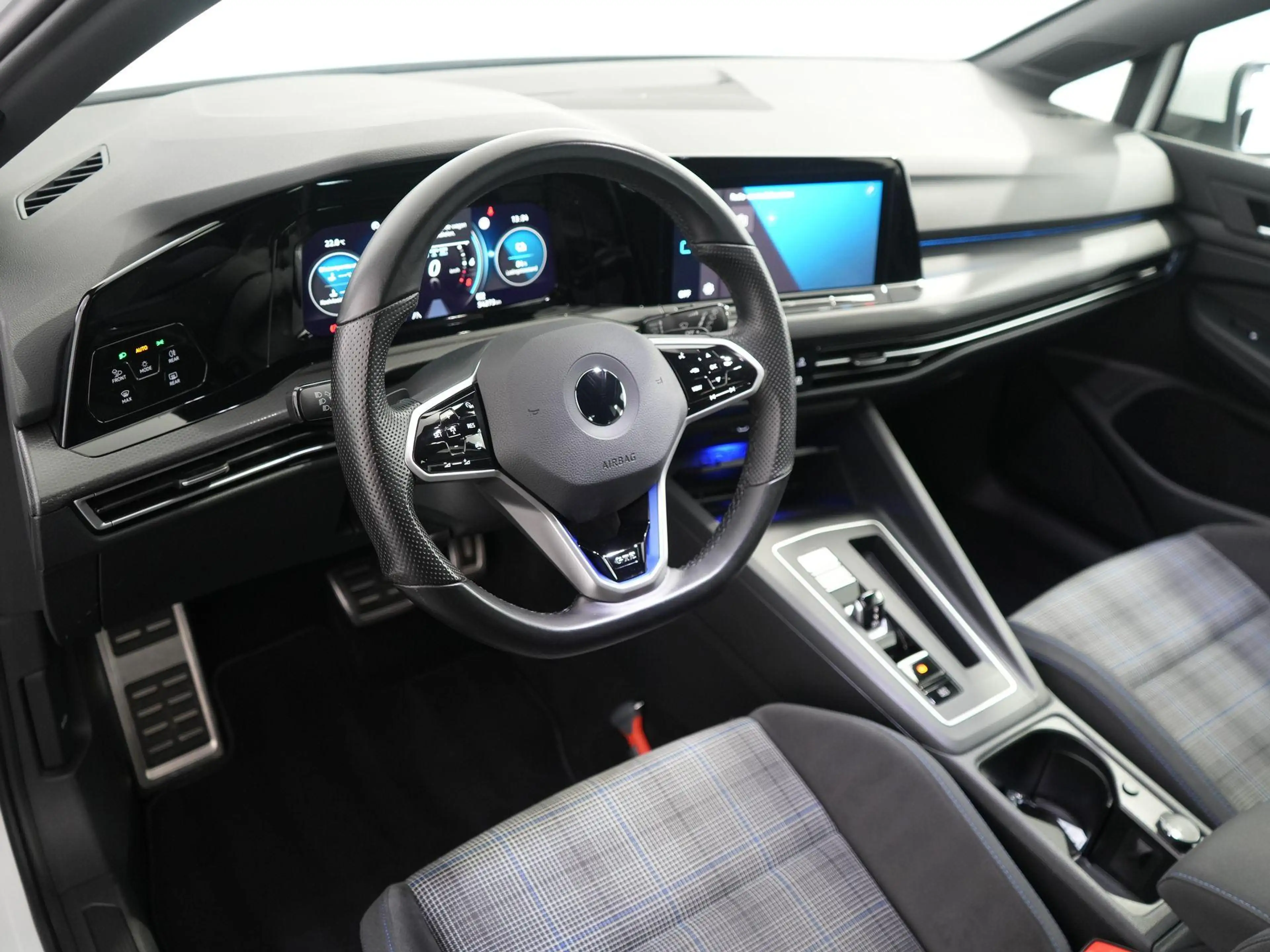Volkswagen Golf GTE 1.4 eHybrid | ACC | PDC | SOH 92.5% | Led Plus | I — photo 8
