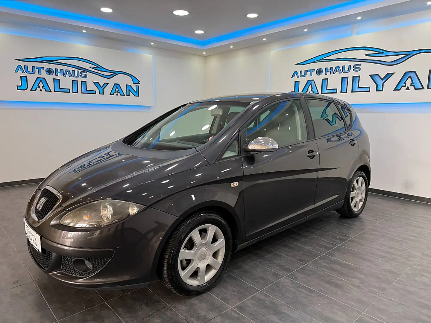 SEAT Altea Stylance 1,9 TDi,AHK, SHZ, PDC, NEUES  PICKERL Schwarz - 2
