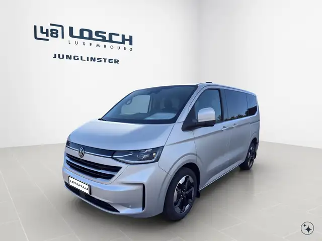 Volkswagen T7 Caravelle Style