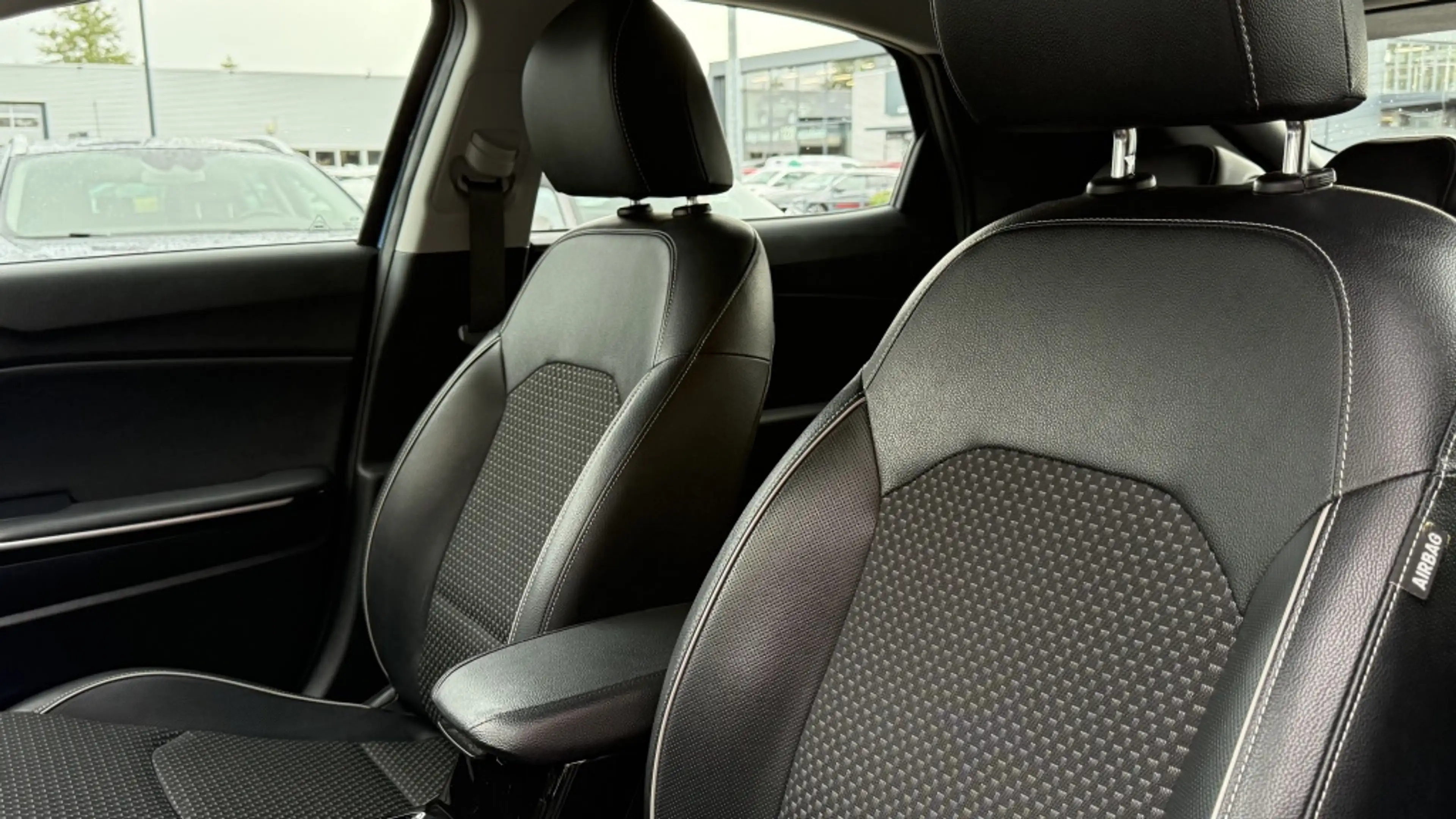 Kia XCeed 1.4 T-GDi | Navi | Stoel-Stuurverwarming — photo 11