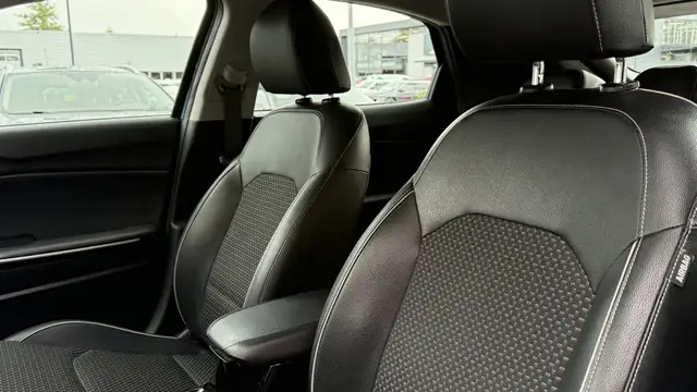 Kia Xceed view 11