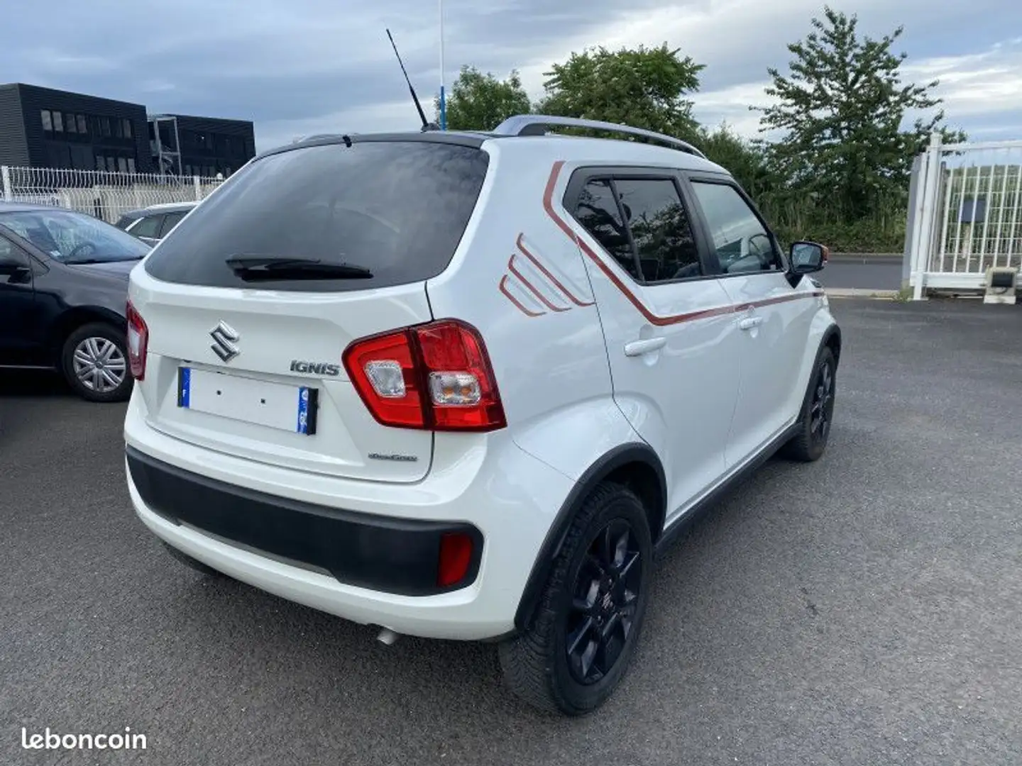 Suzuki Ignis 1.2 DUALJET 90CH PACK ALLGRIP Weiß - 2