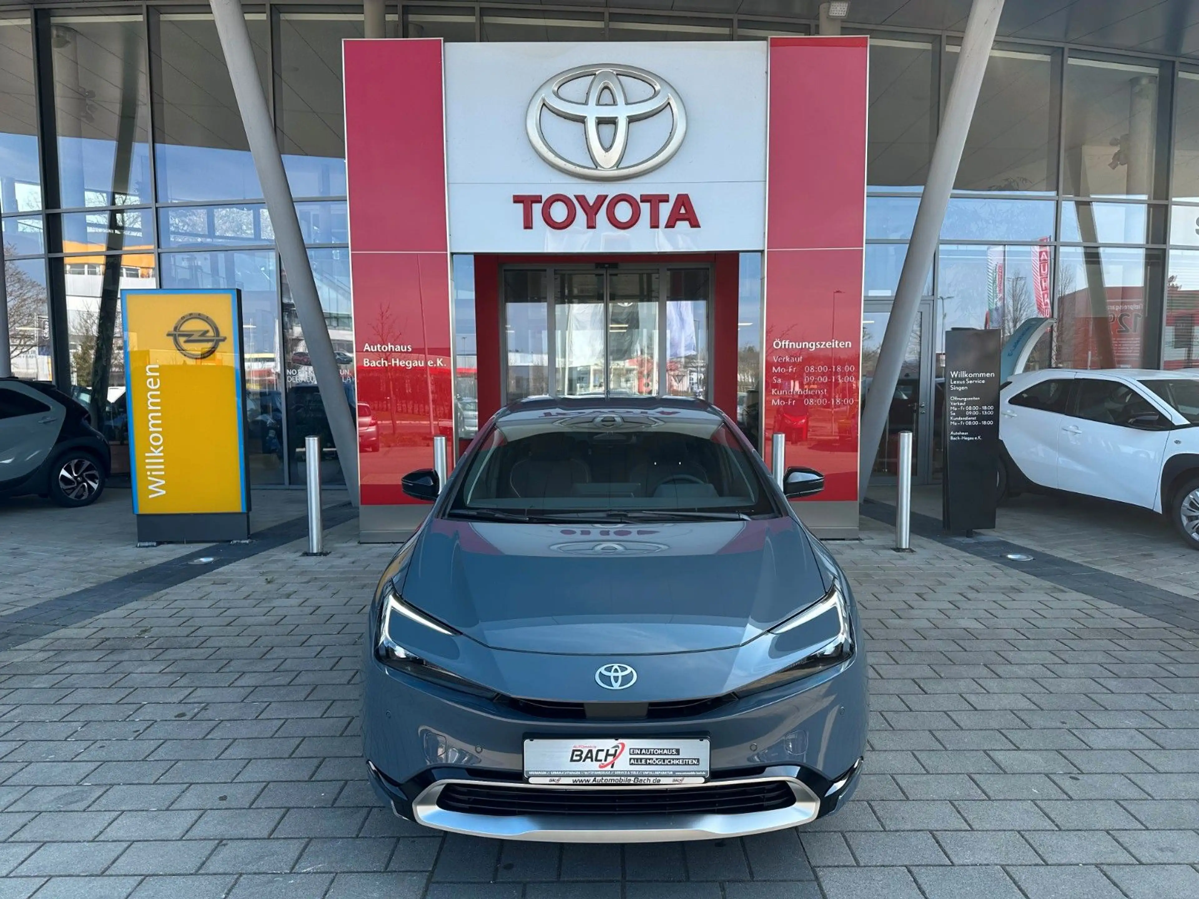 Toyota Prius Plug-in Hybrid Executive, NAVI, LED, — photo 5