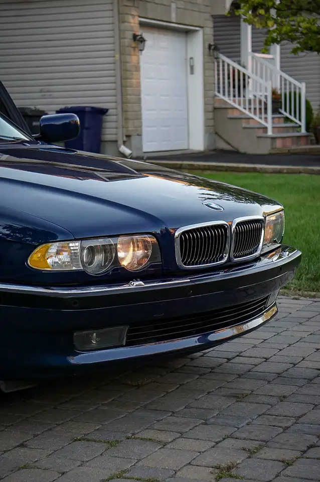 BMW 7 Series снимка BMW 7 Series