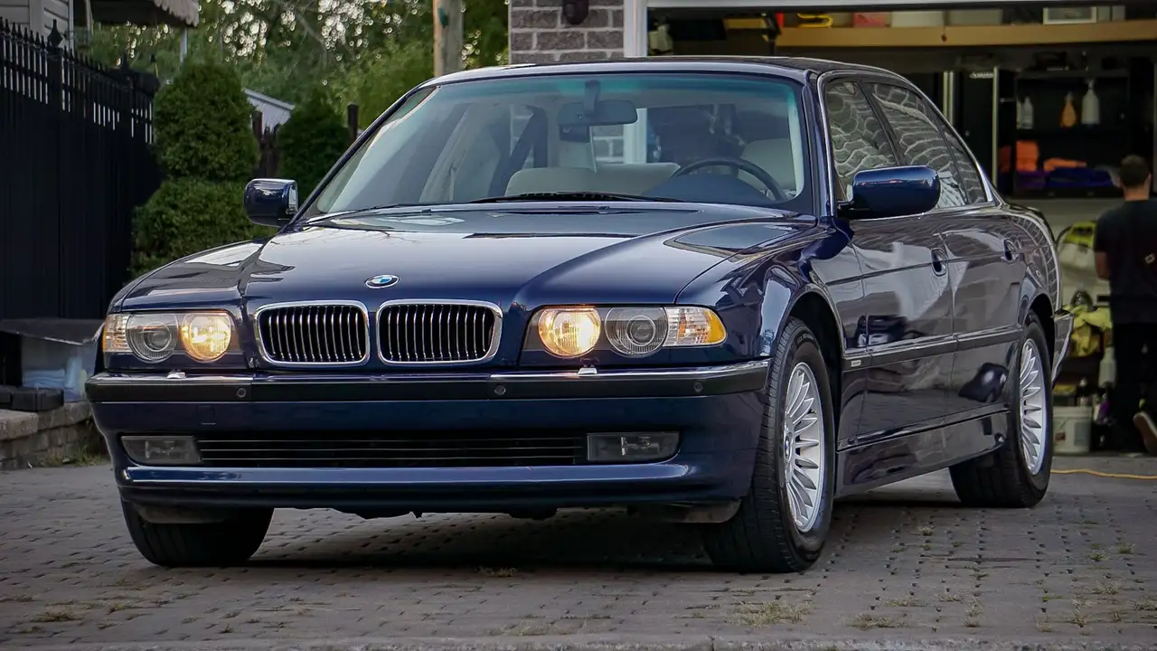 BMW 7 Series снимка BMW 7 Series