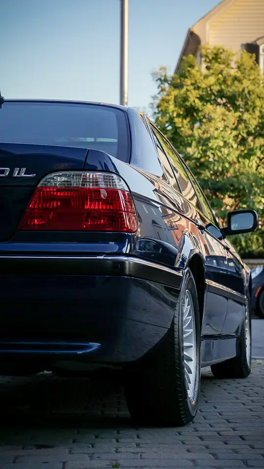 BMW 7 Series снимка BMW 7 Series