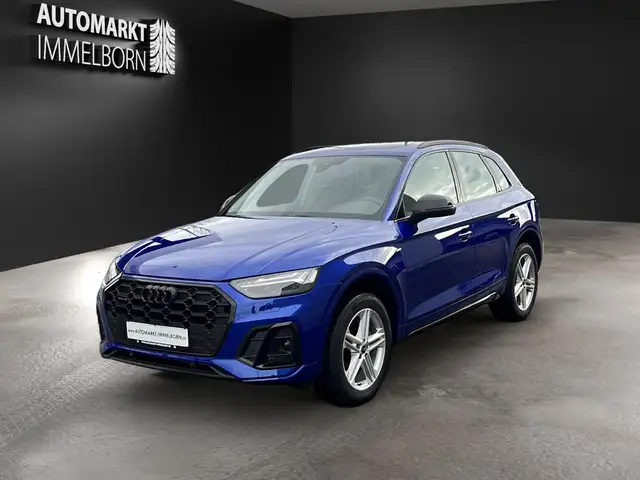 Audi Q5 view 4