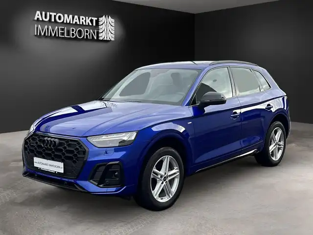 Audi Q5 view 3