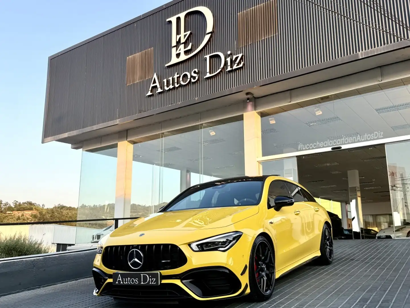 Mercedes-Benz CLA 45 AMG Shooting Brake S 4Matic+ 8G-DCT Geel - 1