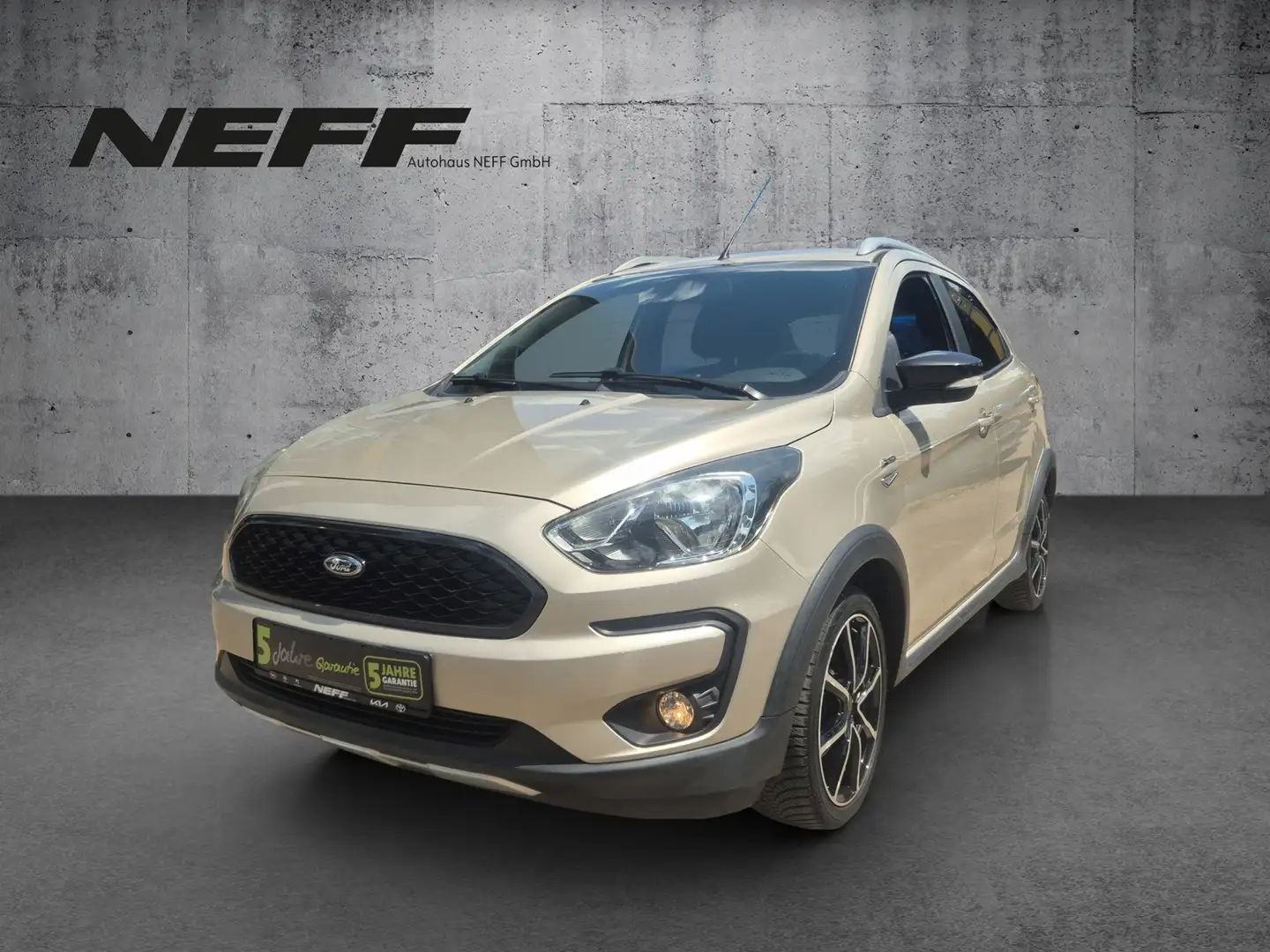 Ford Ka/Ka+ KA+ 1.2 Ti-VCT Active +LM KlimaA W-Paket PDC Weiß - 2