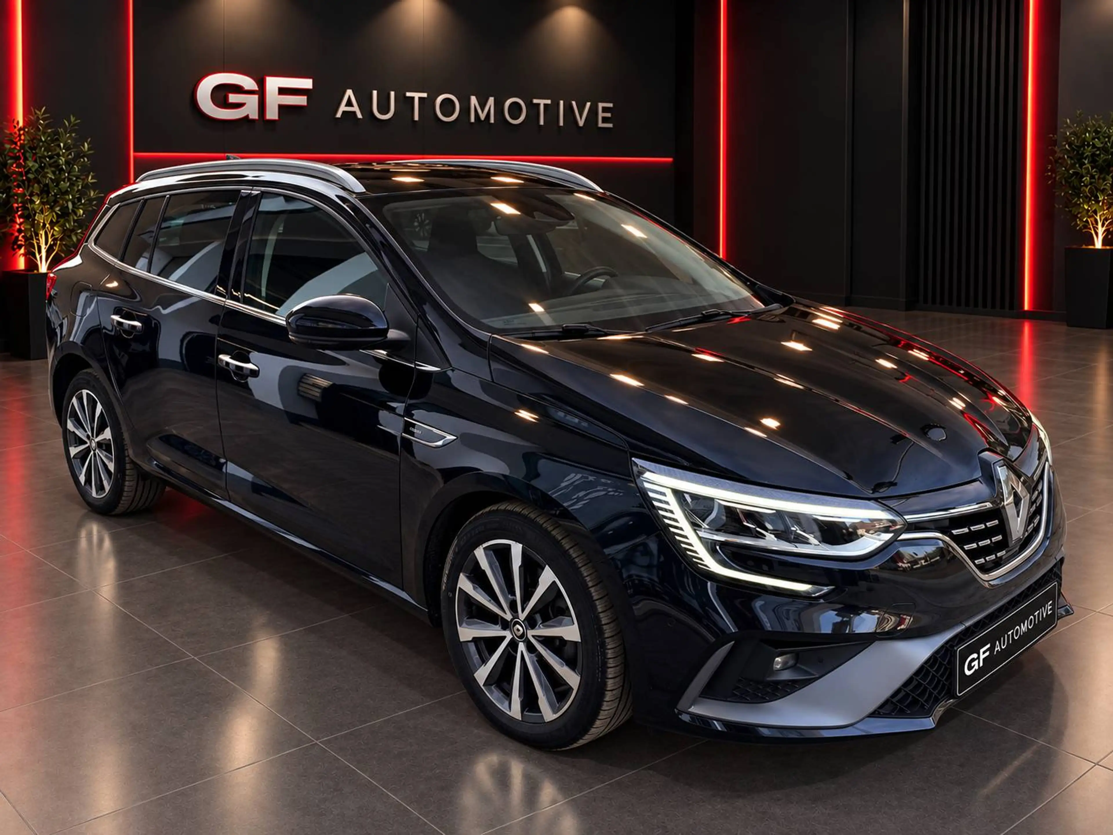 Renault Megane E-Tech 1.6 E-TECH 160 PHEV R.S. LINE — photo 3