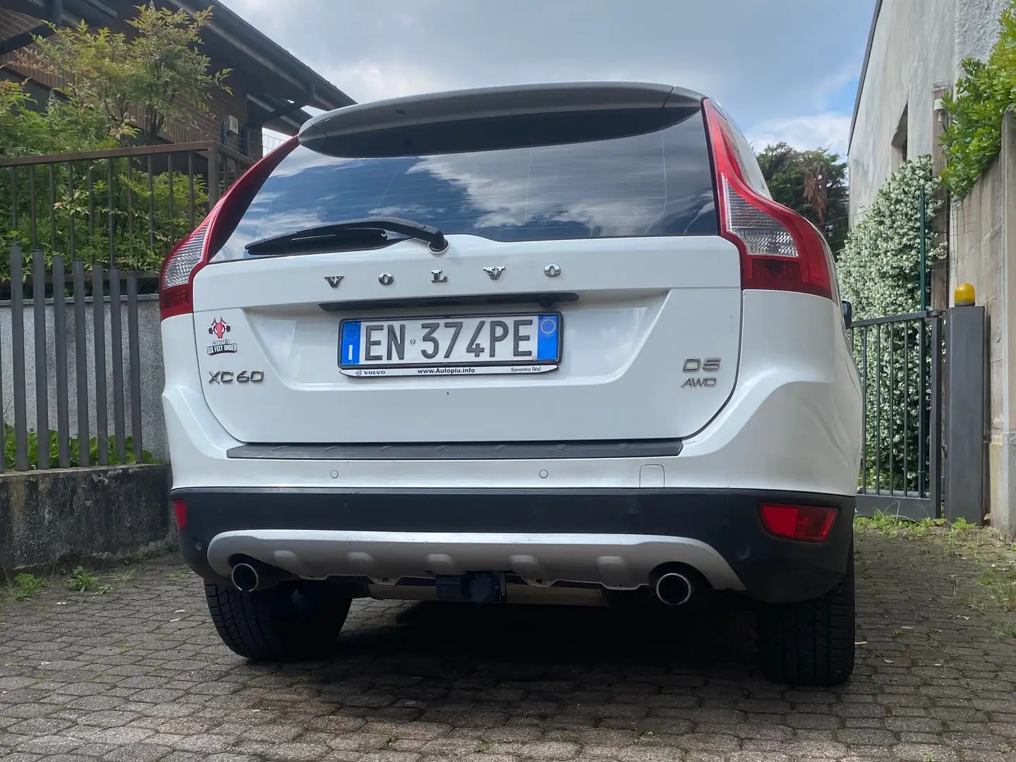 Volvo XC60 XC60 I 20082.4 d5 Summum  awd 215cv geartronic Bianco - 2