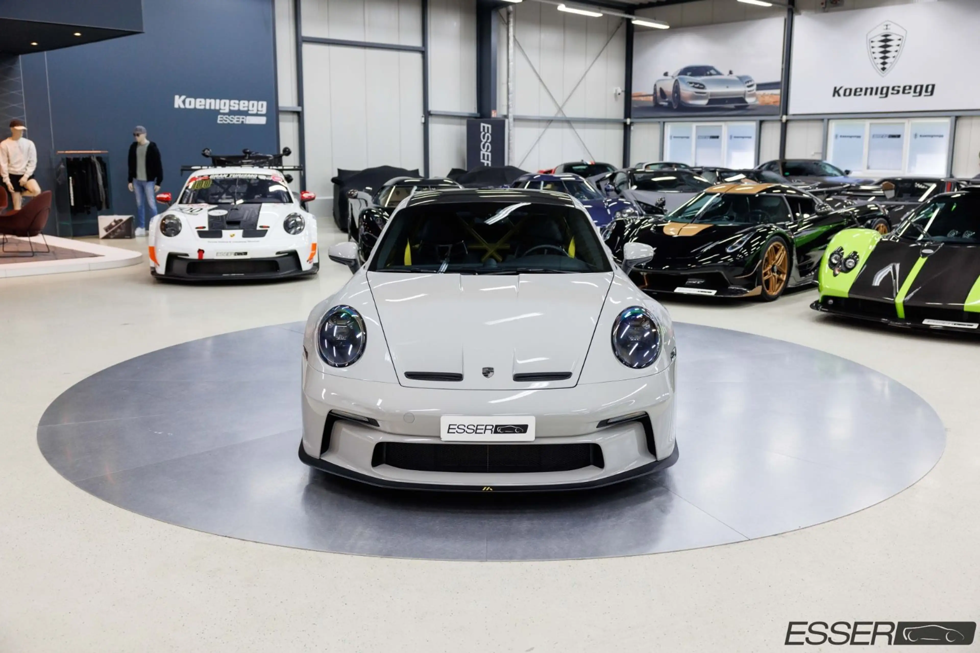 Porsche 992 GT3 Touring MR | PCCB | PDLS+ | Approved — photo 2