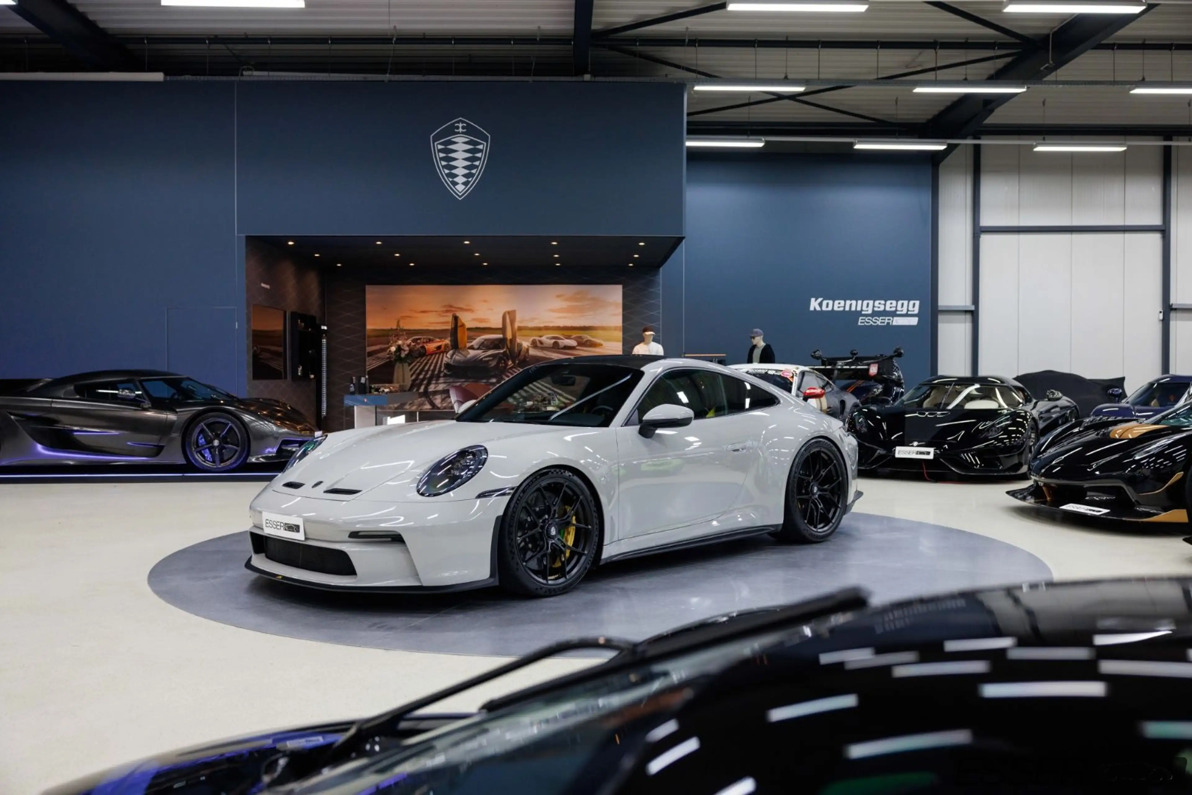 Porsche 992 GT3 Touring MR | PCCB | PDLS+ | Approved — photo 5