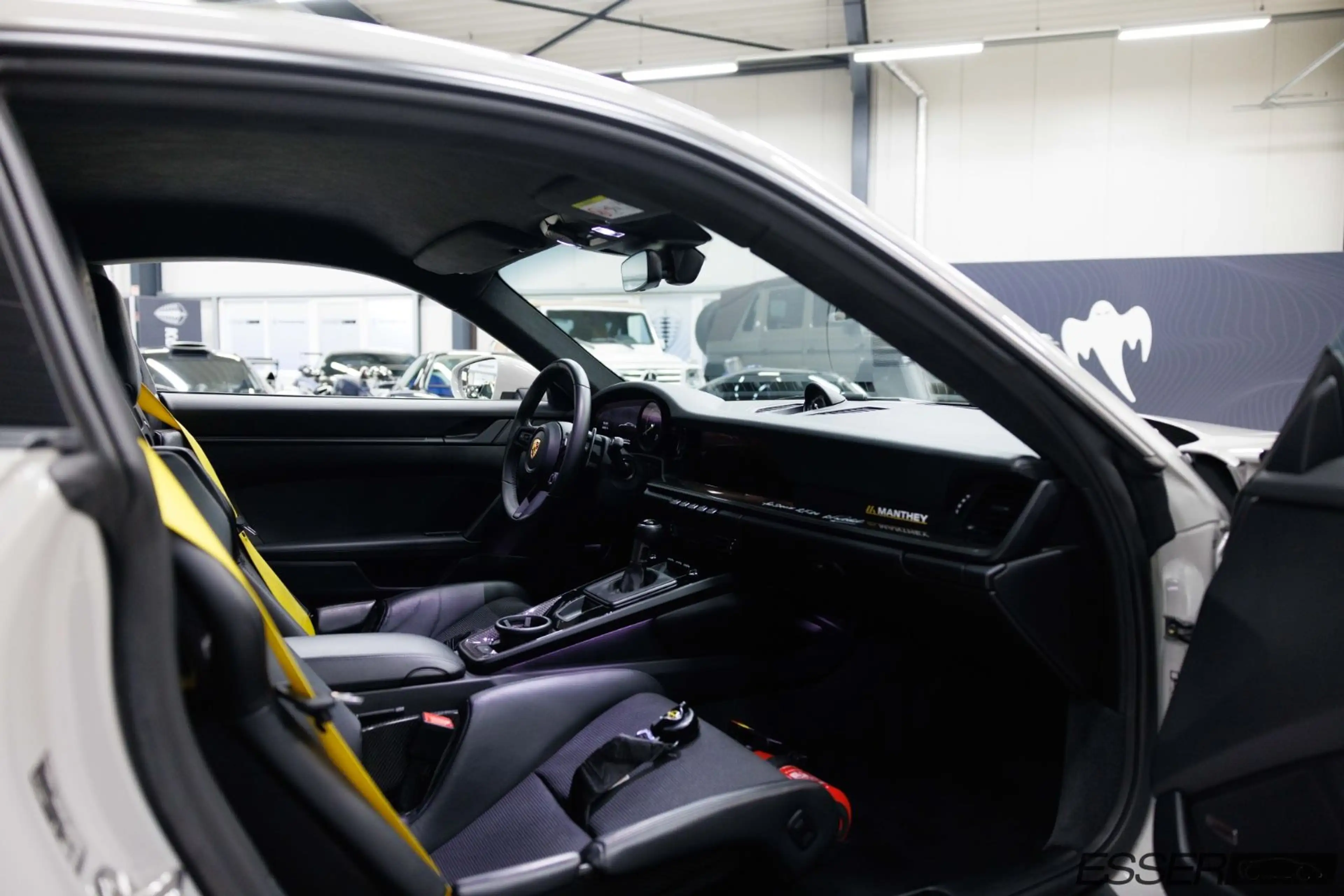 Porsche 992 GT3 Touring MR | PCCB | PDLS+ | Approved — photo 15