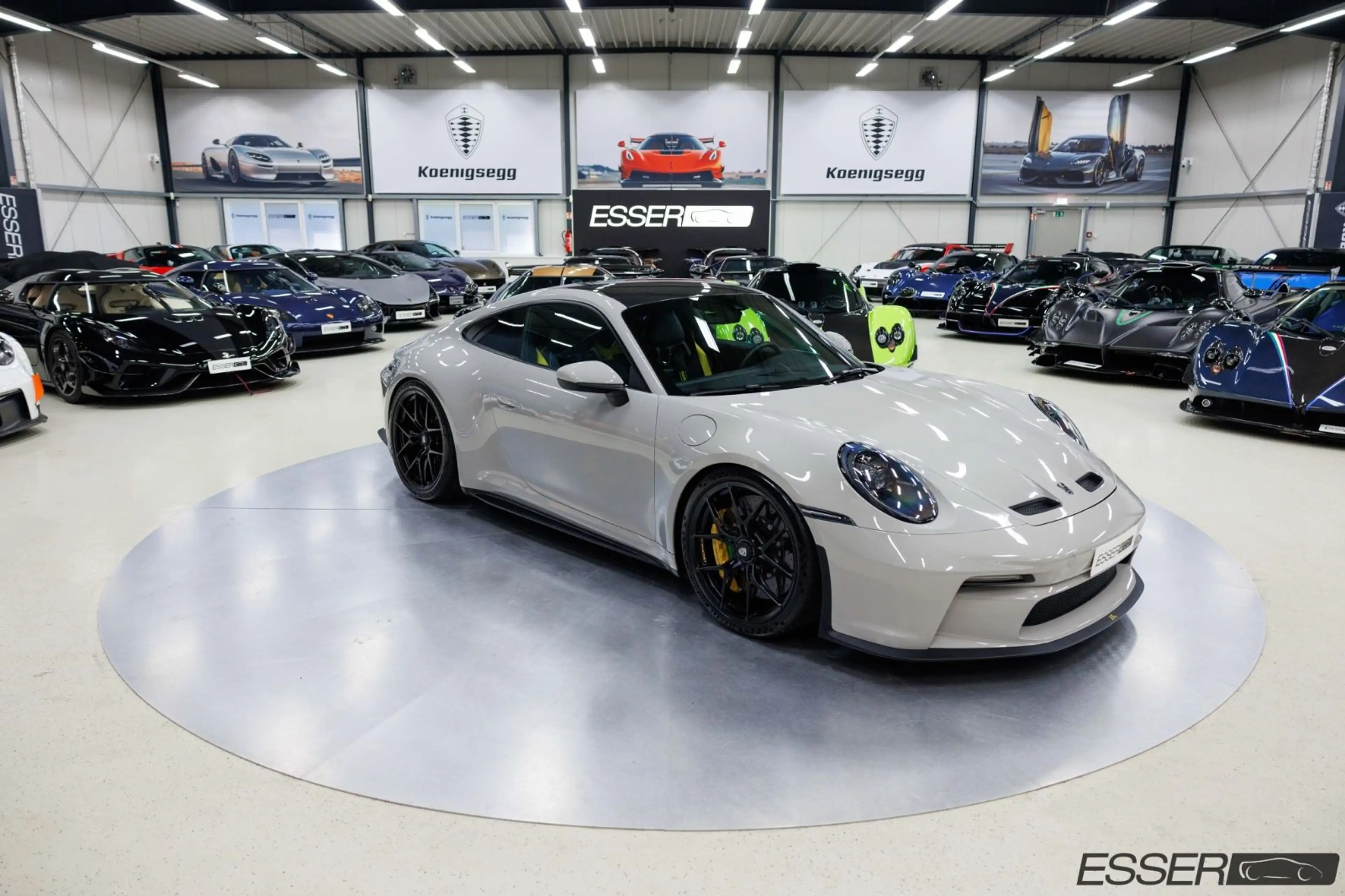 Porsche 992 GT3 Touring MR | PCCB | PDLS+ | Approved