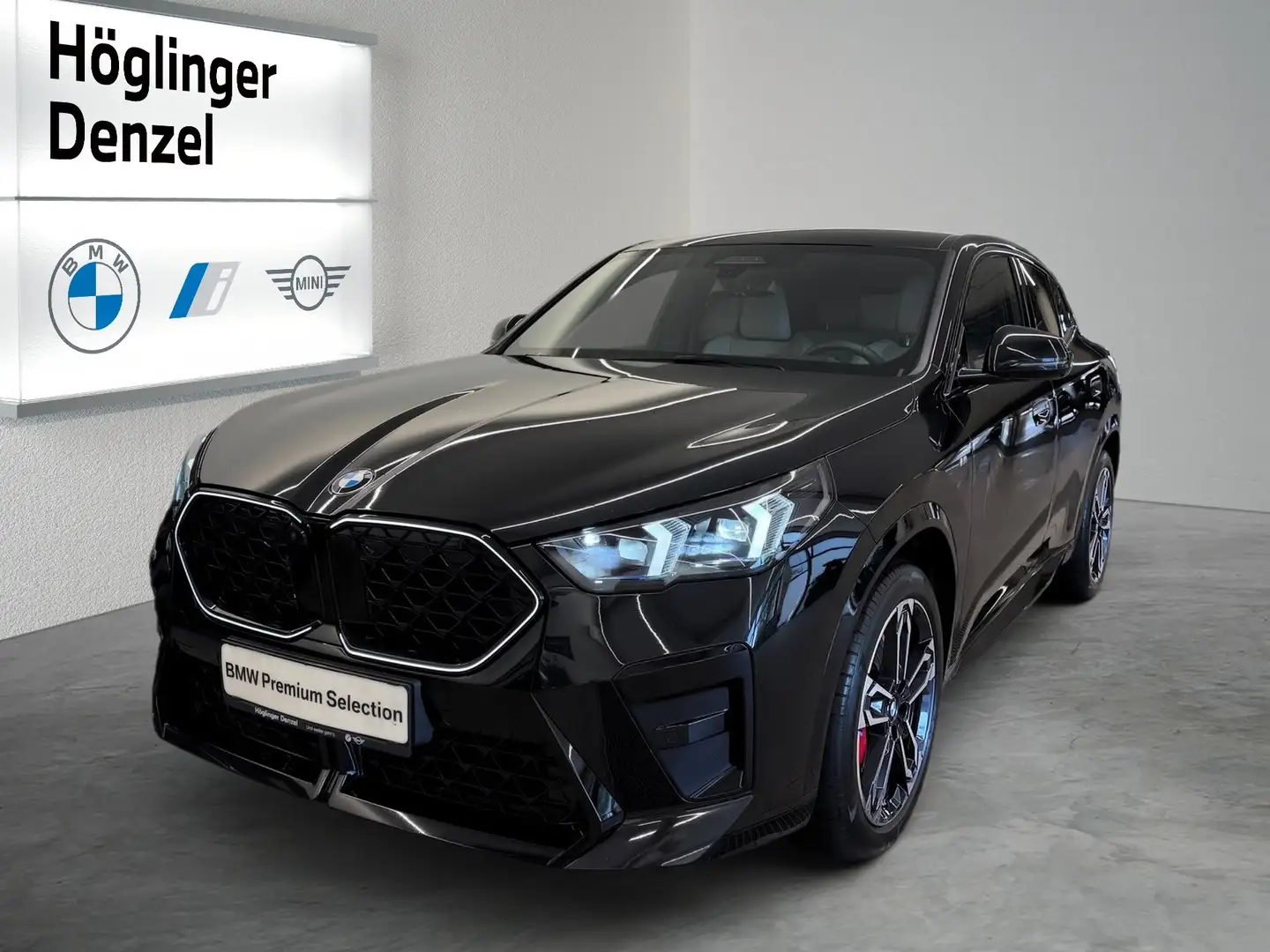 BMW X2 20d xDrive Schwarz - 1