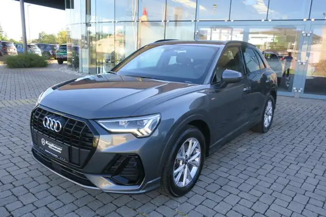 Audi A6 Audi Q3 Quattro S- Line
