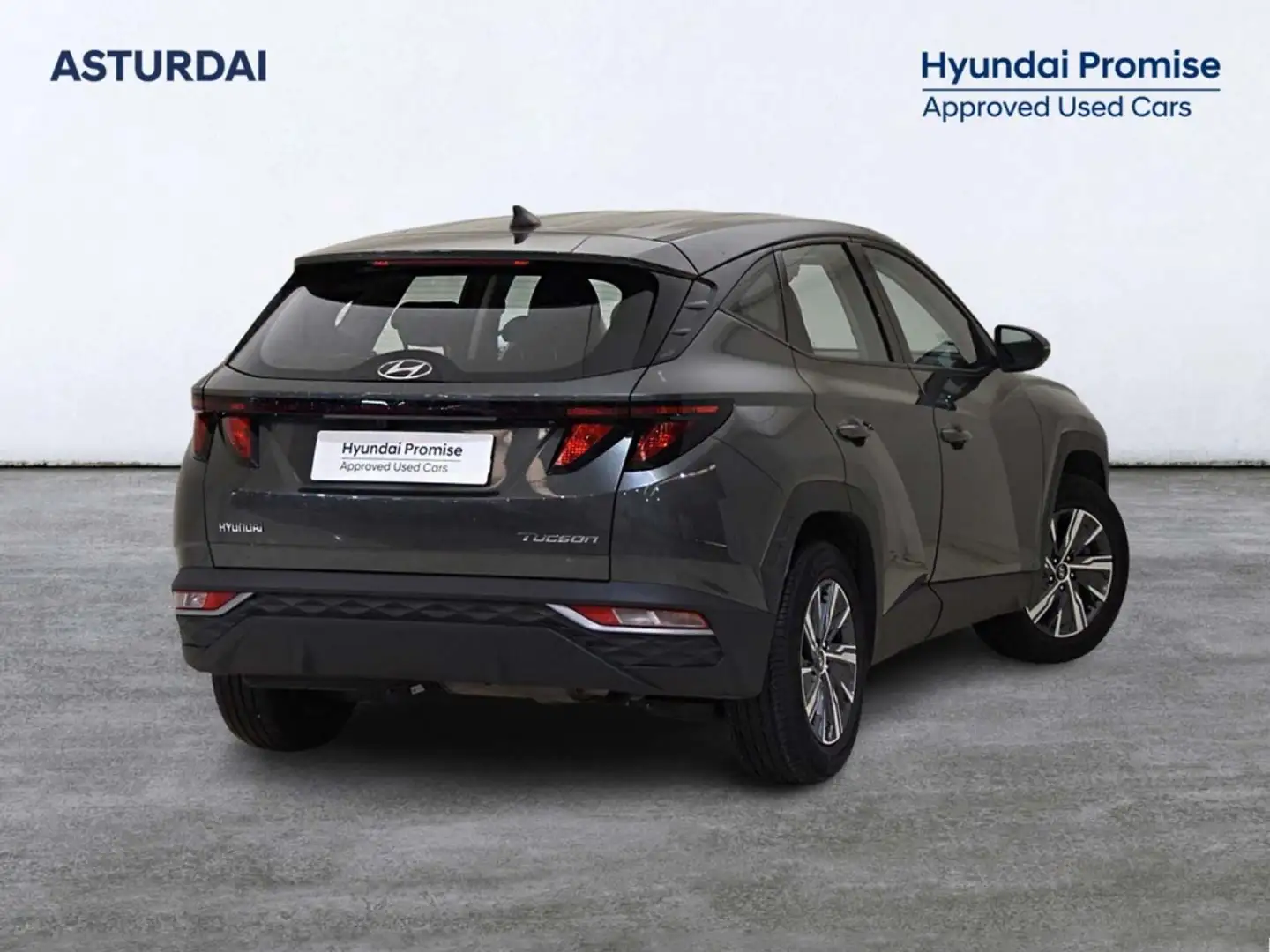 Hyundai TUCSON 1.6 CRDI Klass 4x2 Grijs - 2