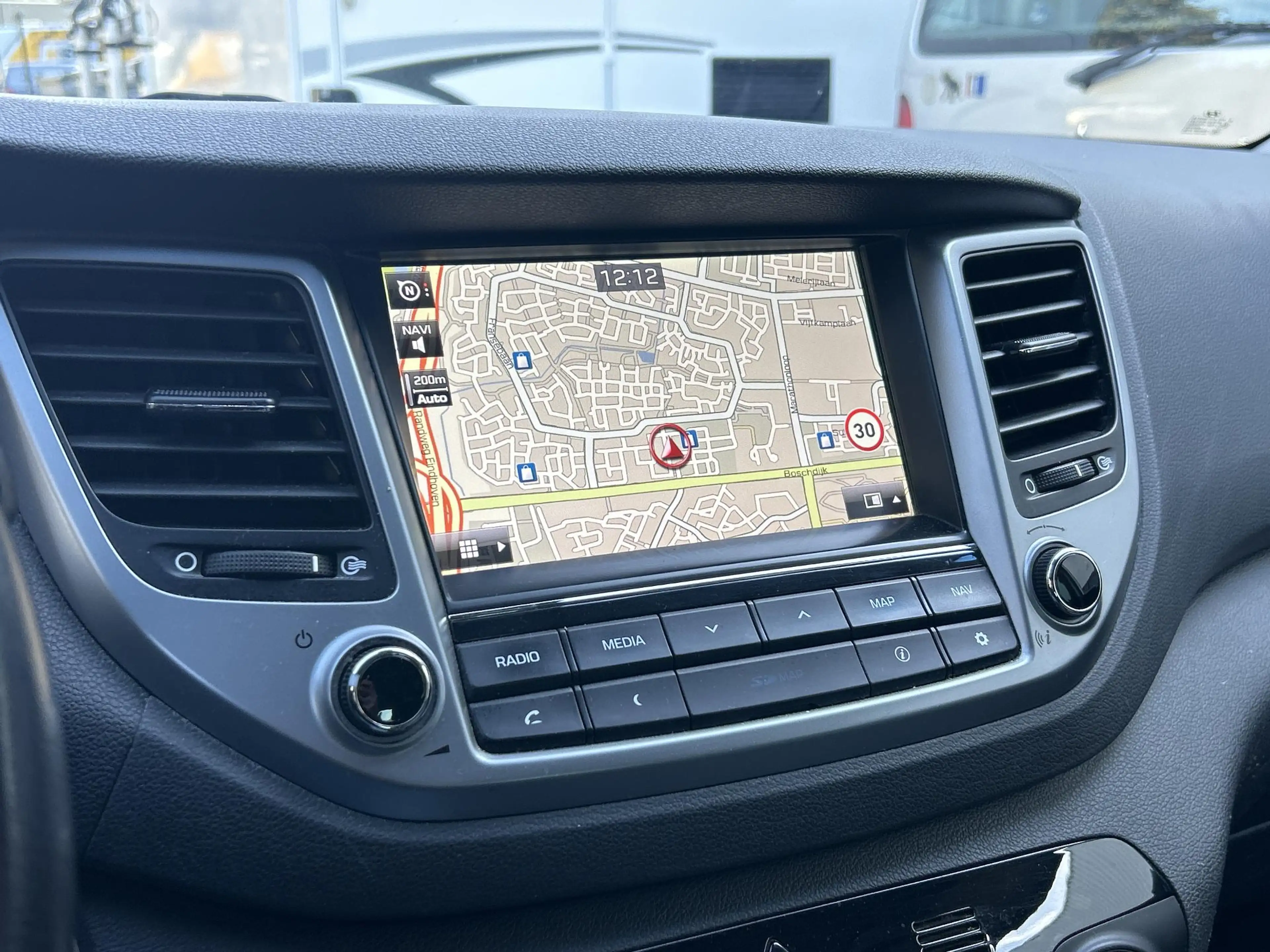 Hyundai TUCSON 1.7 CRDi ISG Launch Edition | Camera | Leder | Cru — photo 12