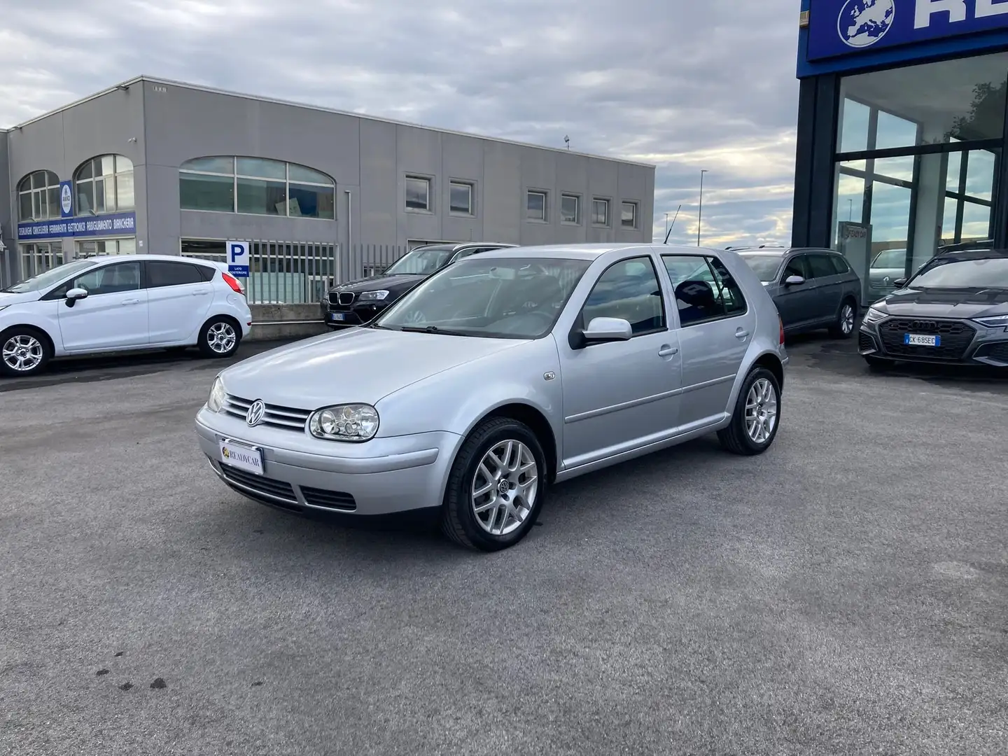 Volkswagen Golf IV 5p 1.9 tdi Comfortline 100cv *QUARTA SERIE* Argento - 2