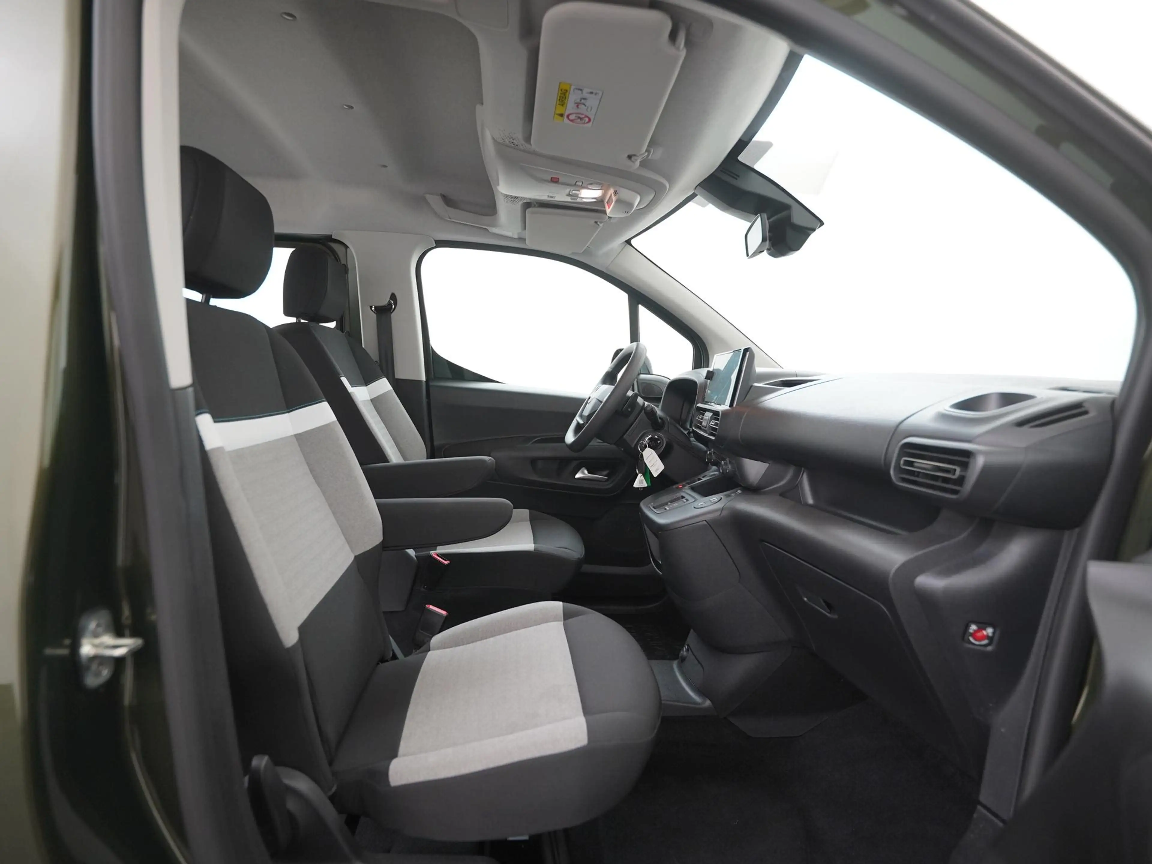 Citroen Berlingo ë-Berlingo Feel 50 kWh | 3 Fase | Carplay | 5 pers — photo 5