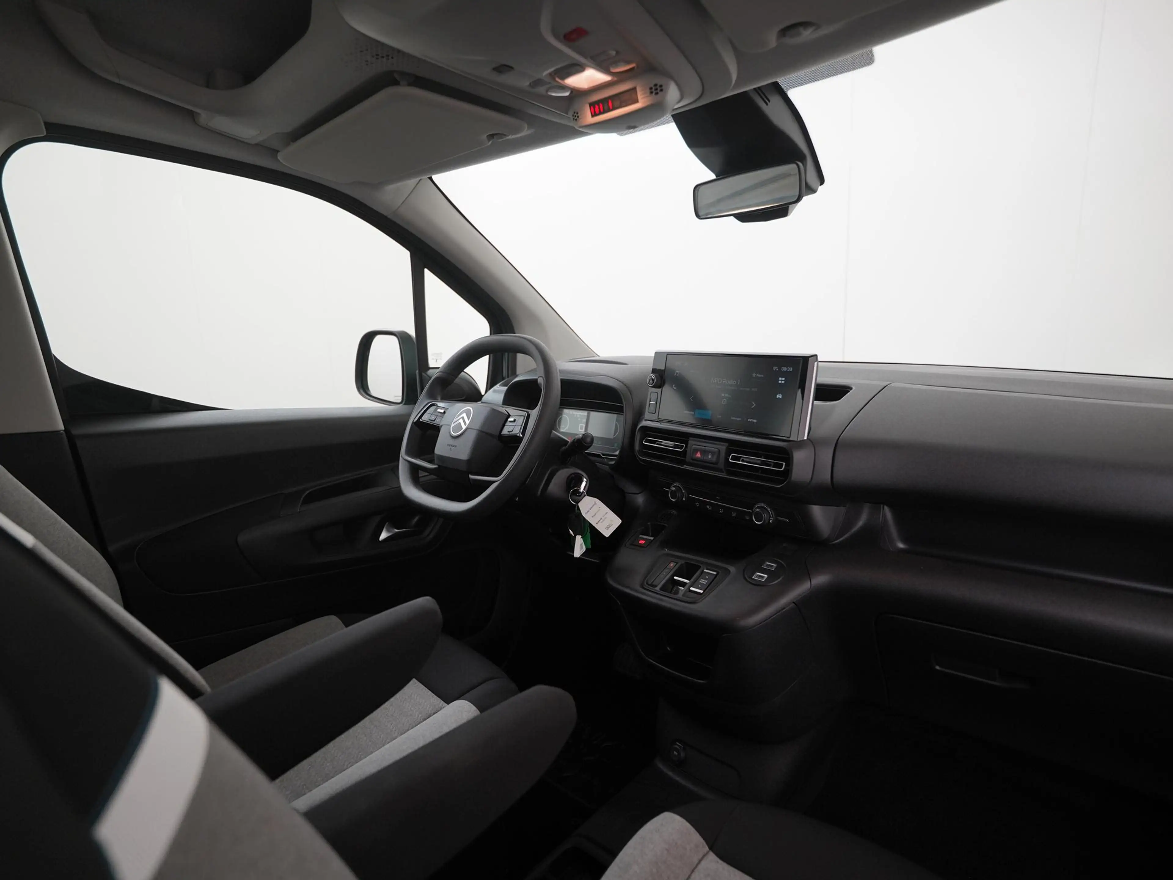 Citroen Berlingo ë-Berlingo Feel 50 kWh | 3 Fase | Carplay | 5 pers — photo 2