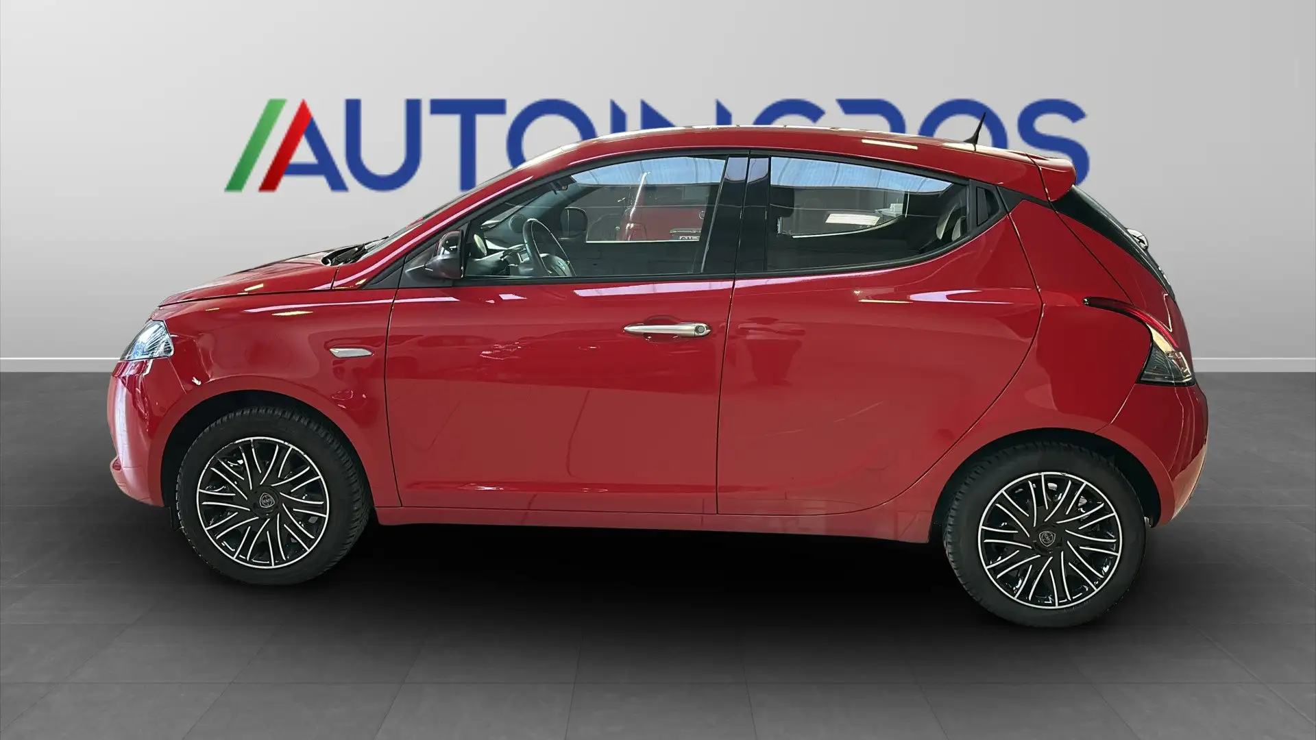 Lancia Ypsilon GOLD firefly 1.0 70 CV s&s Hybrid USATO GARANTITO Rot - 2