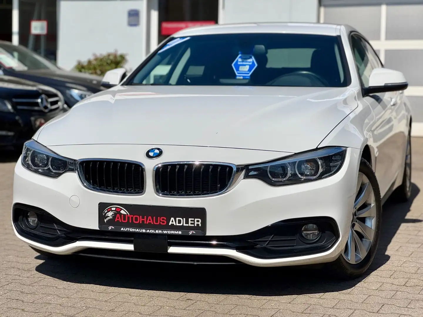 BMW 420 d Gran Coupe SPORT-LINE*AUTOM*NAVI*LED*PDC*SH Weiß - 2