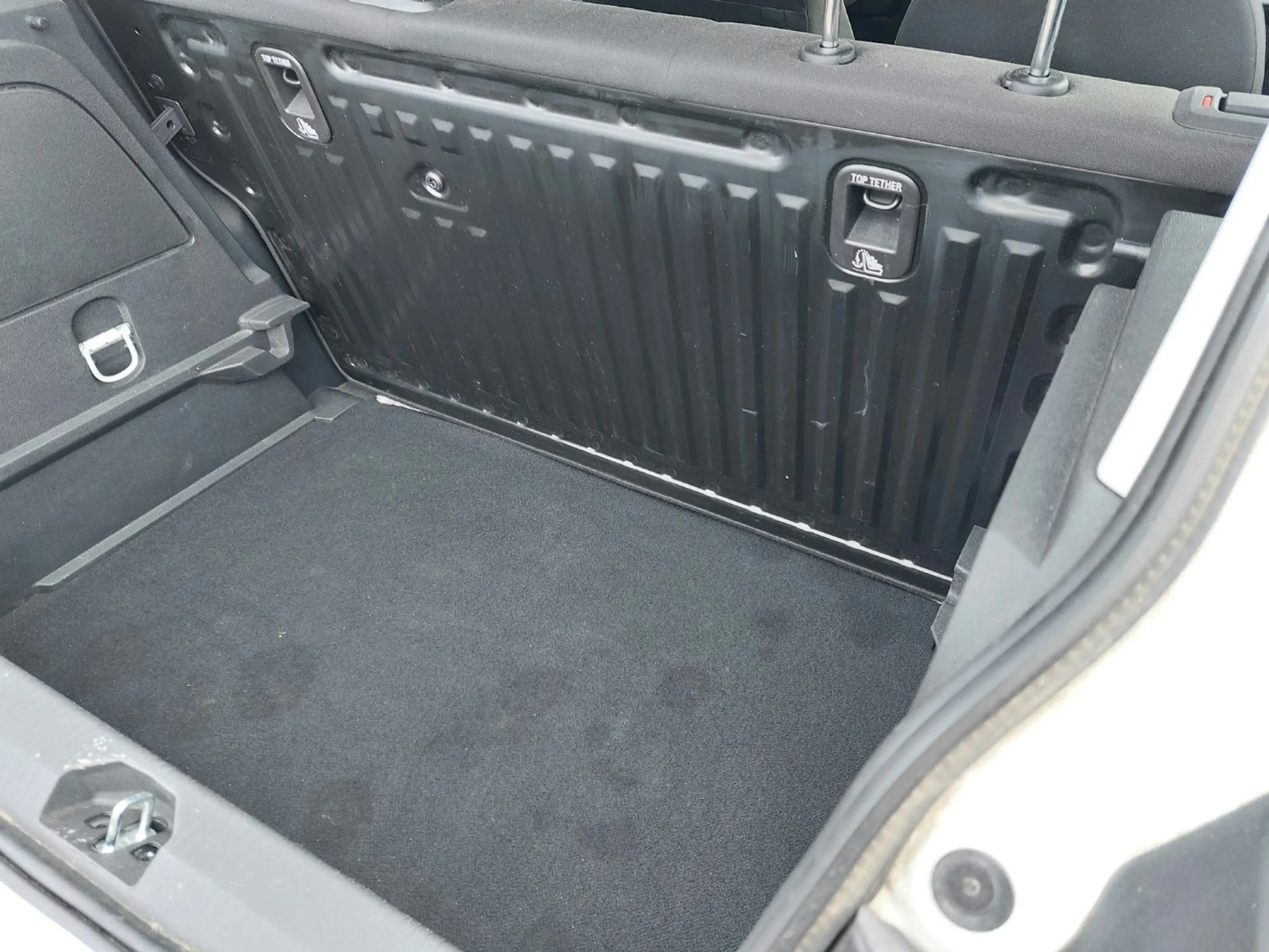 Opel Corsa E Selection — photo 5