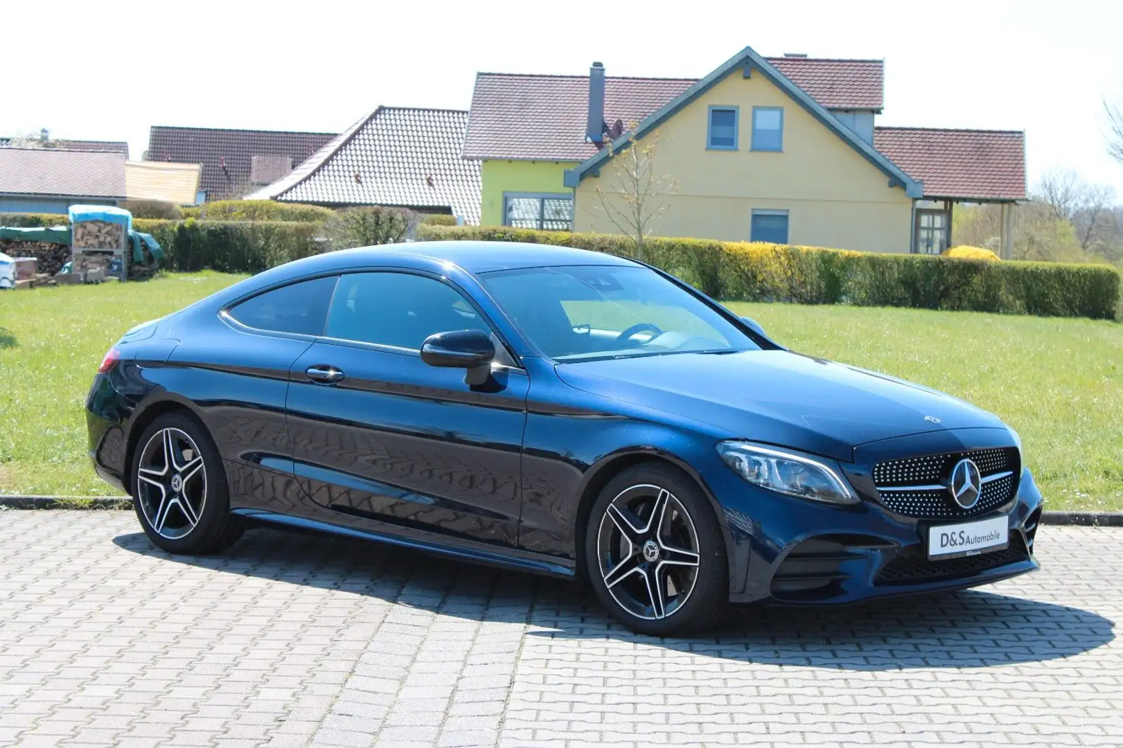 Mercedes-Benz C 300 C -Klasse Coupe C 300 d *AMG-Line*Multibeam*RFK* Blau - 1