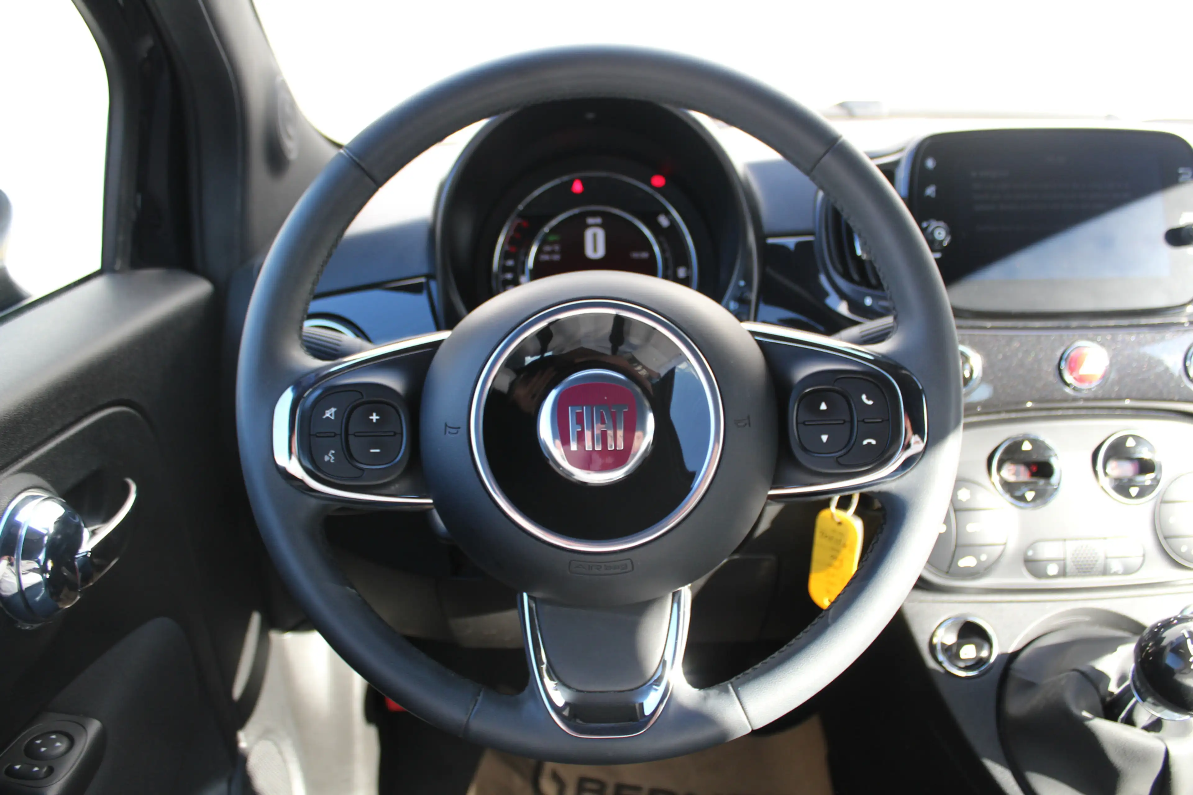 Fiat 500 1.0 70 pk Hybrid Bellavita Pack Style, Pack Comfor — photo 11