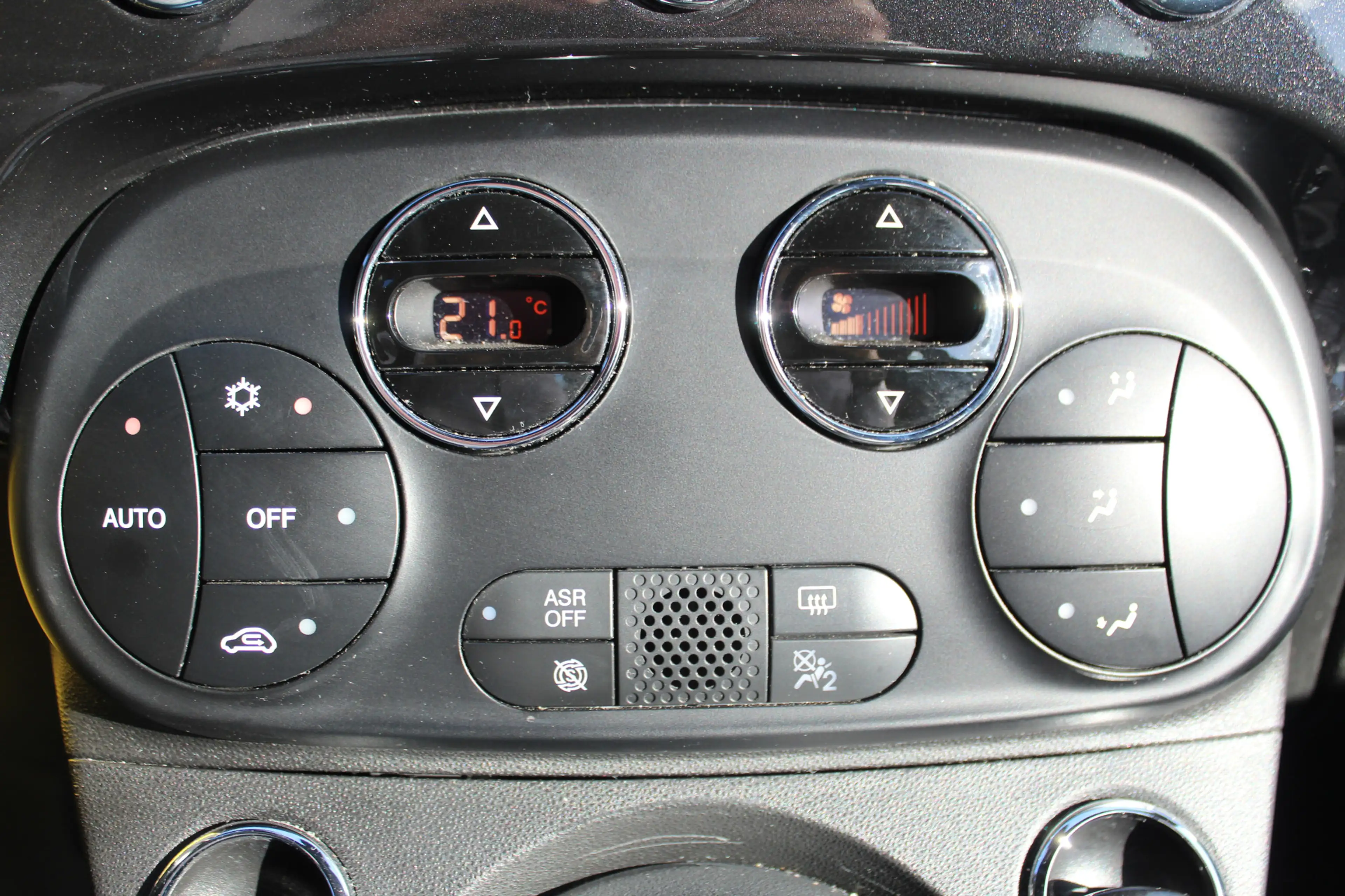 Fiat 500 1.0 70 pk Hybrid Bellavita Pack Style, Pack Comfor — photo 19