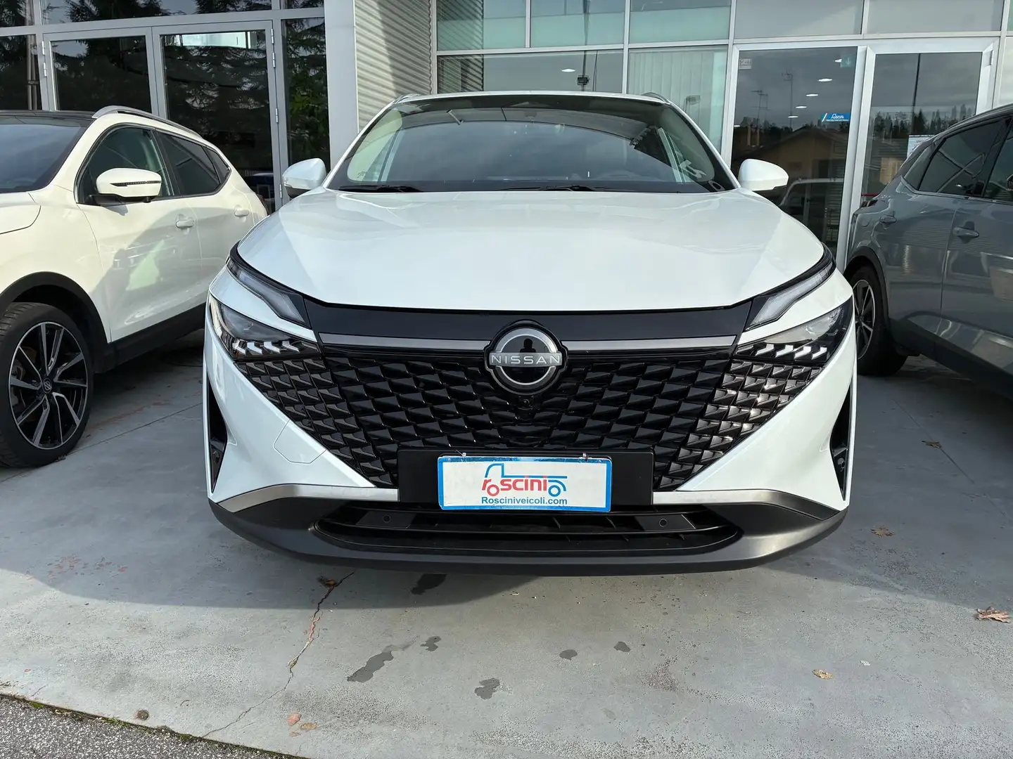 Nissan Qashqai Qashqai MHEV 140 CV N-Connecta Weiß - 2