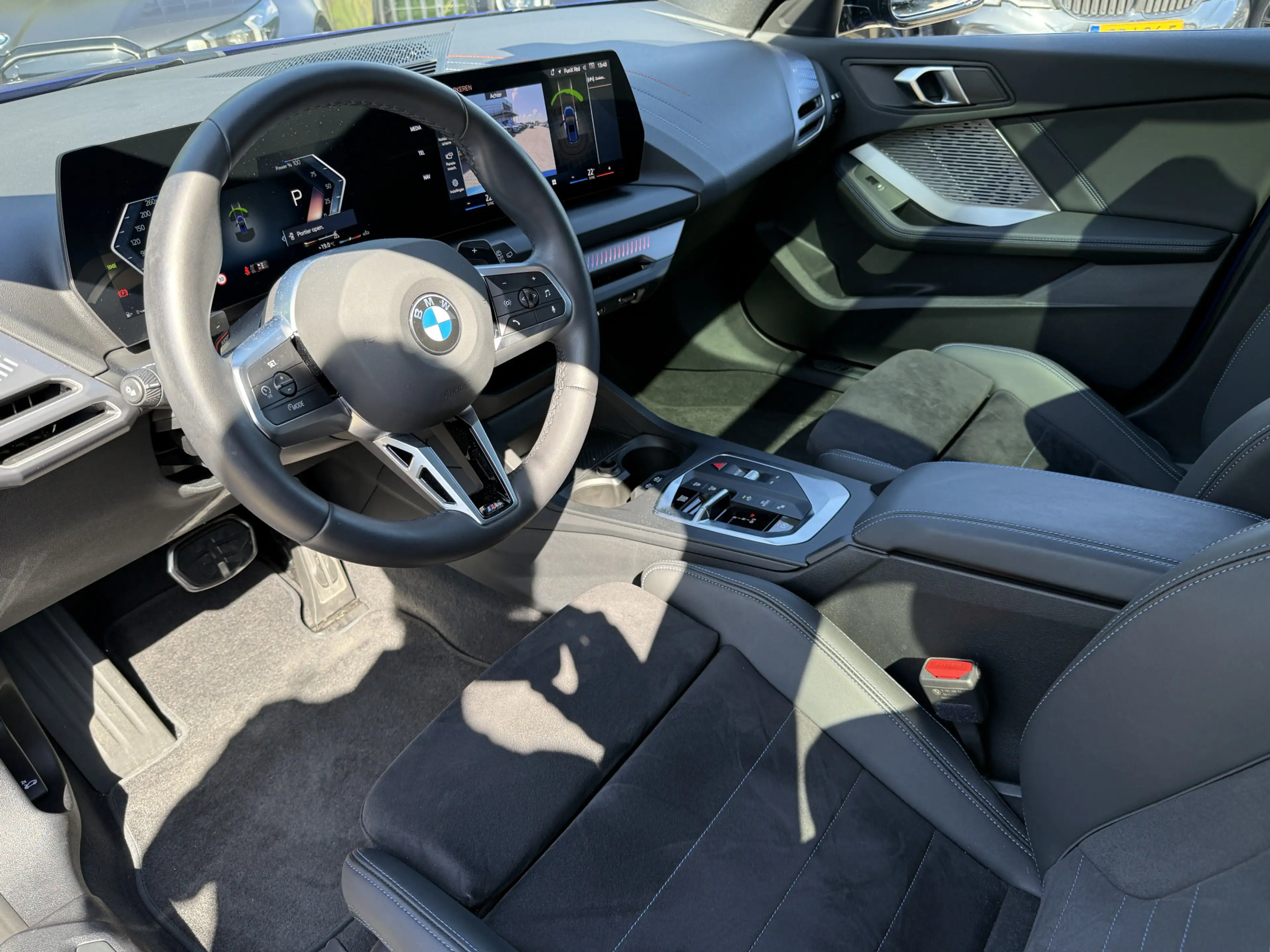 BMW 120 1-serie | M-Sport Pro | Panorama | 19 '' | Camera — photo 11