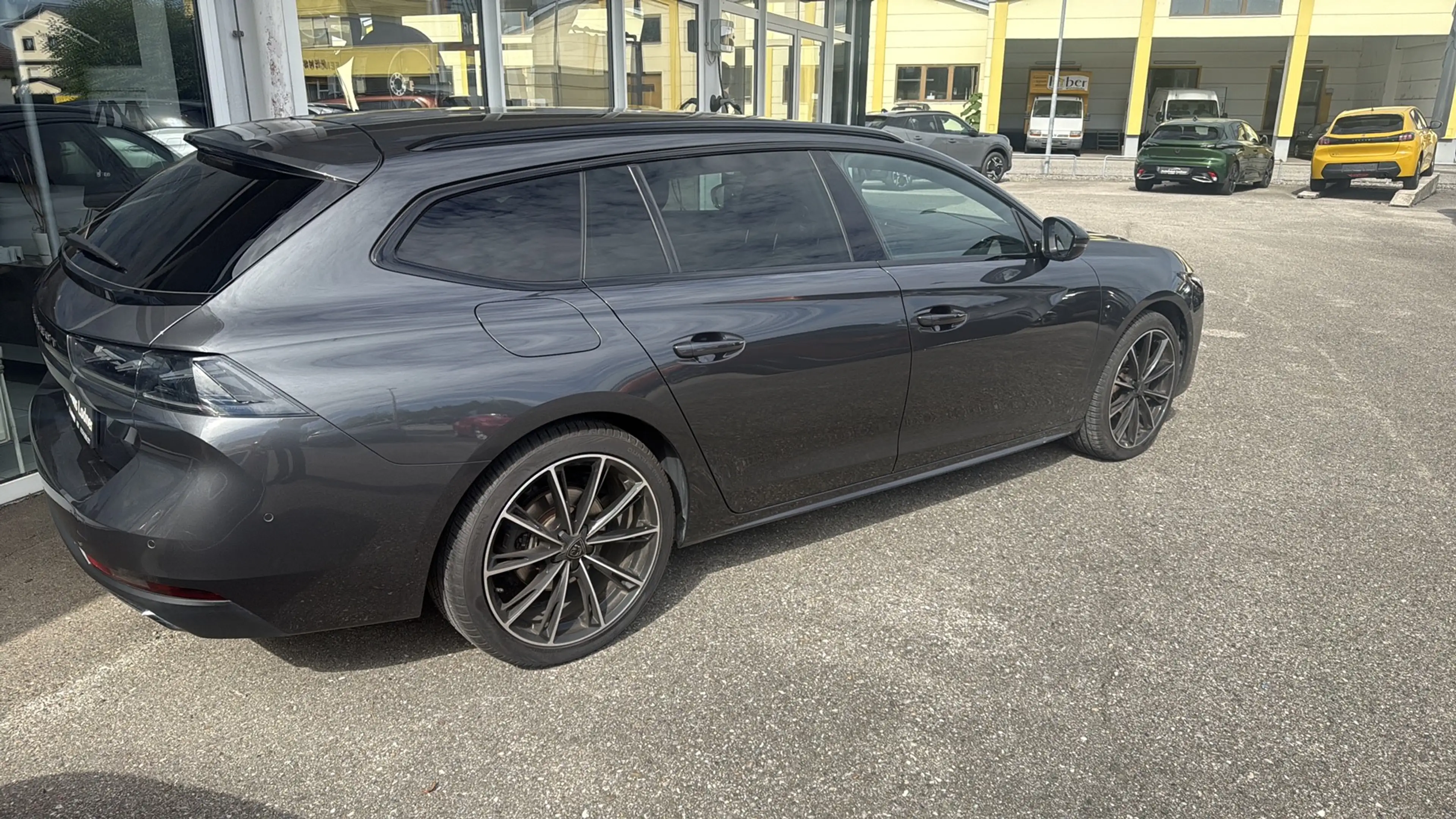 Peugeot 508 SW Allure 1,5 BlueHDi 130 EAT8 — photo 3