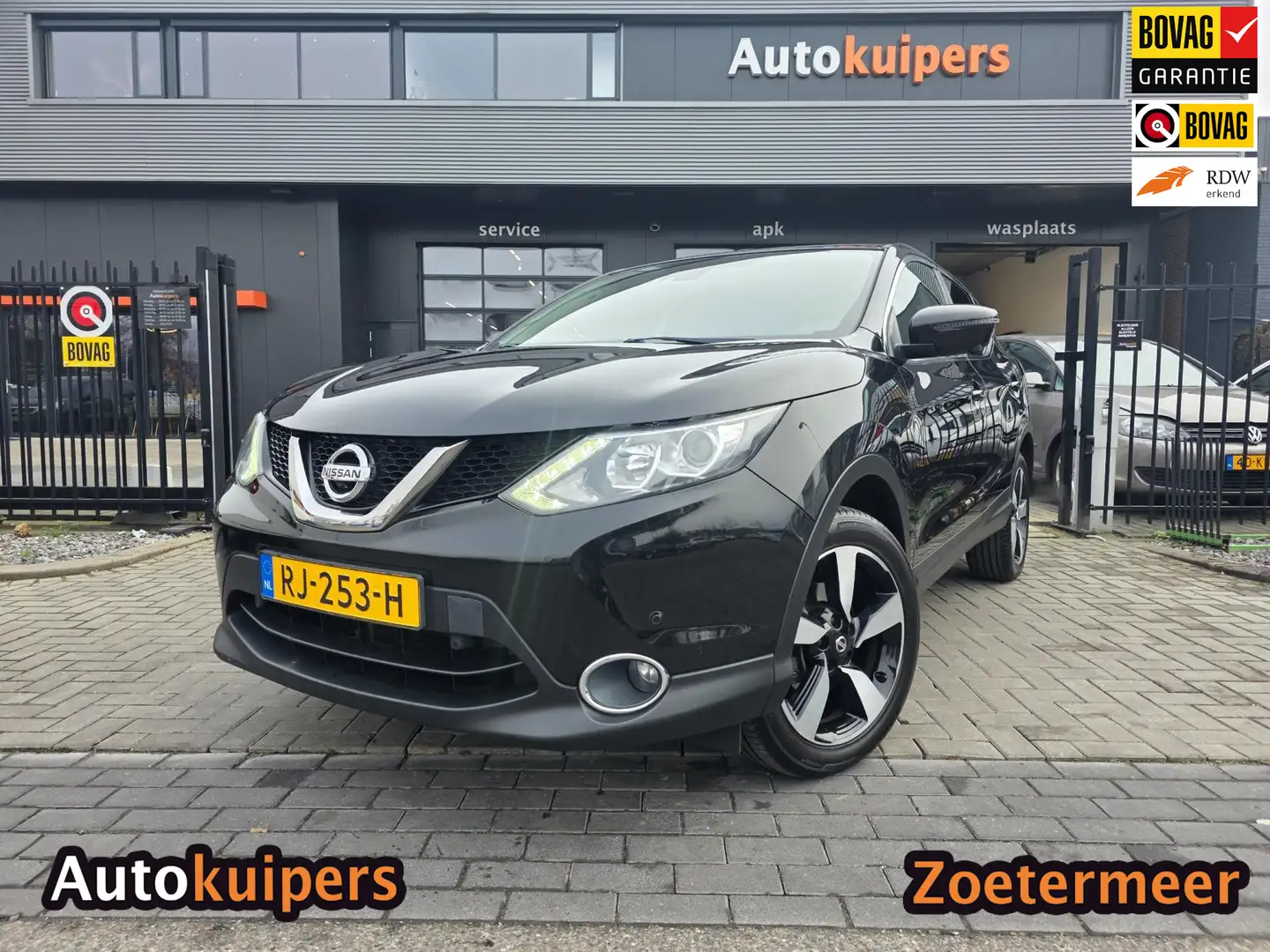 Nissan Qashqai 1.2 N-Vision | Met o.a. 360 graden camera, navigat Noir - 1