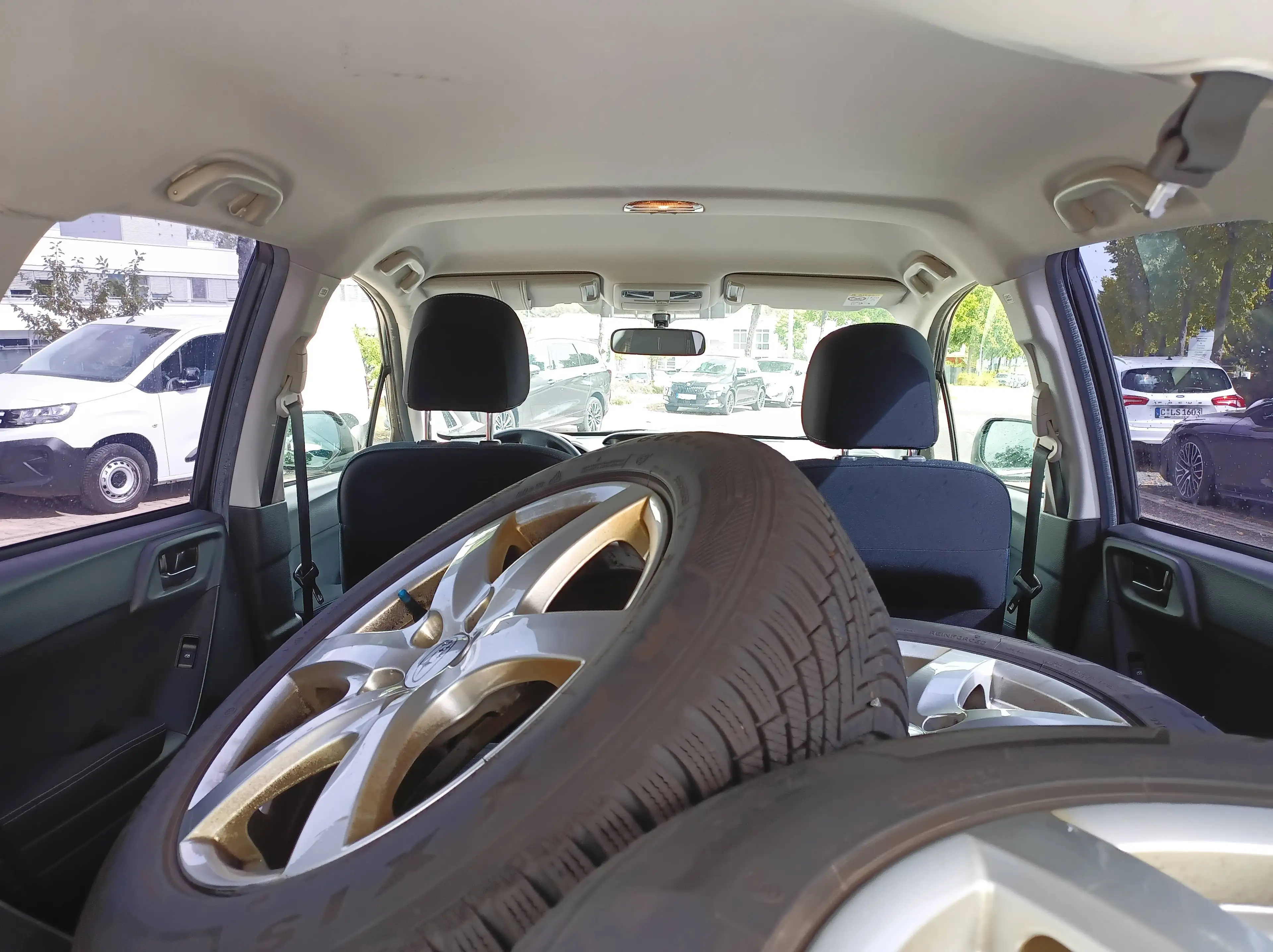 Subaru Forester Active — photo 2