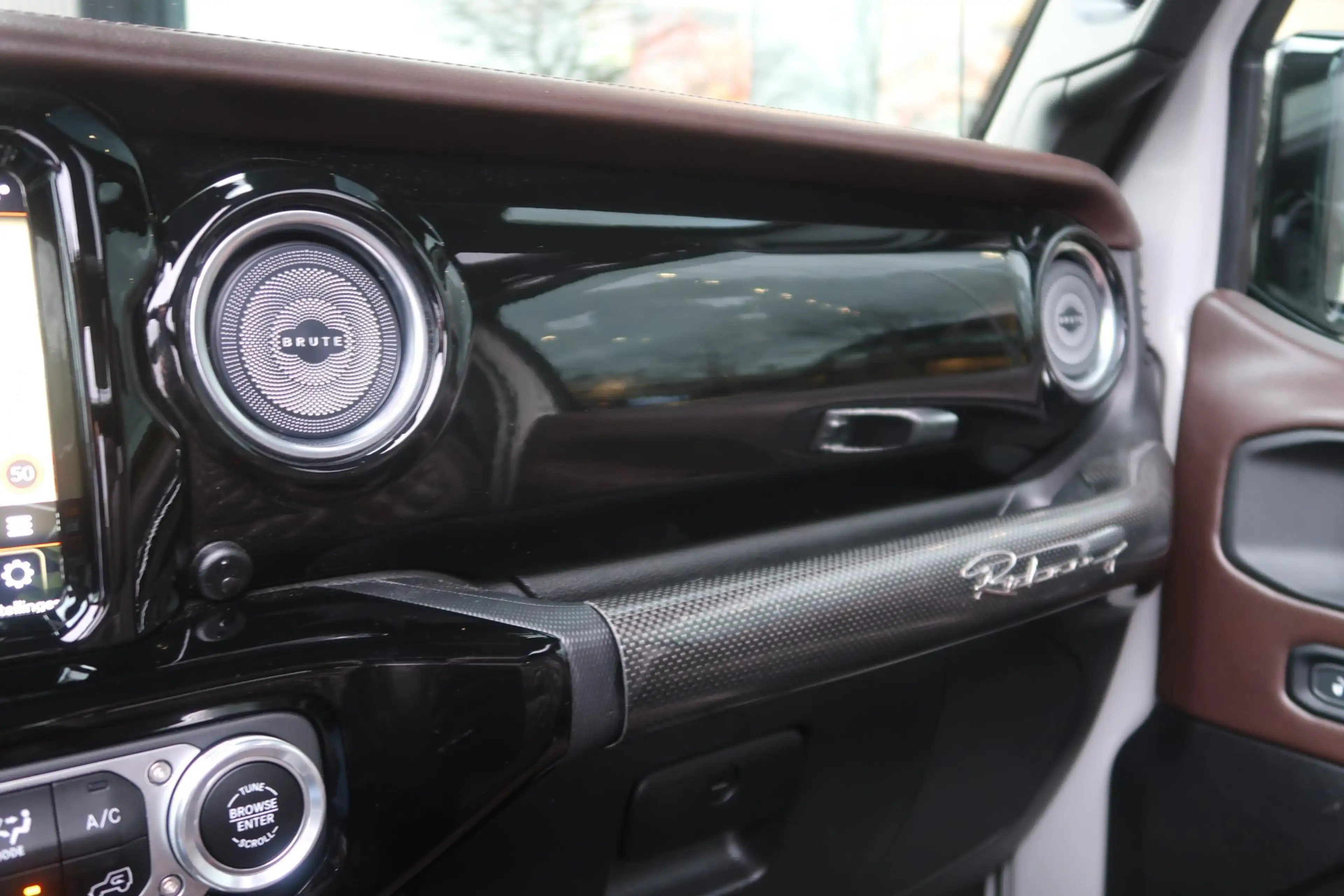 Jeep Wrangler BRUTE Richmond / Landaulette / Bruin Leder — photo 15