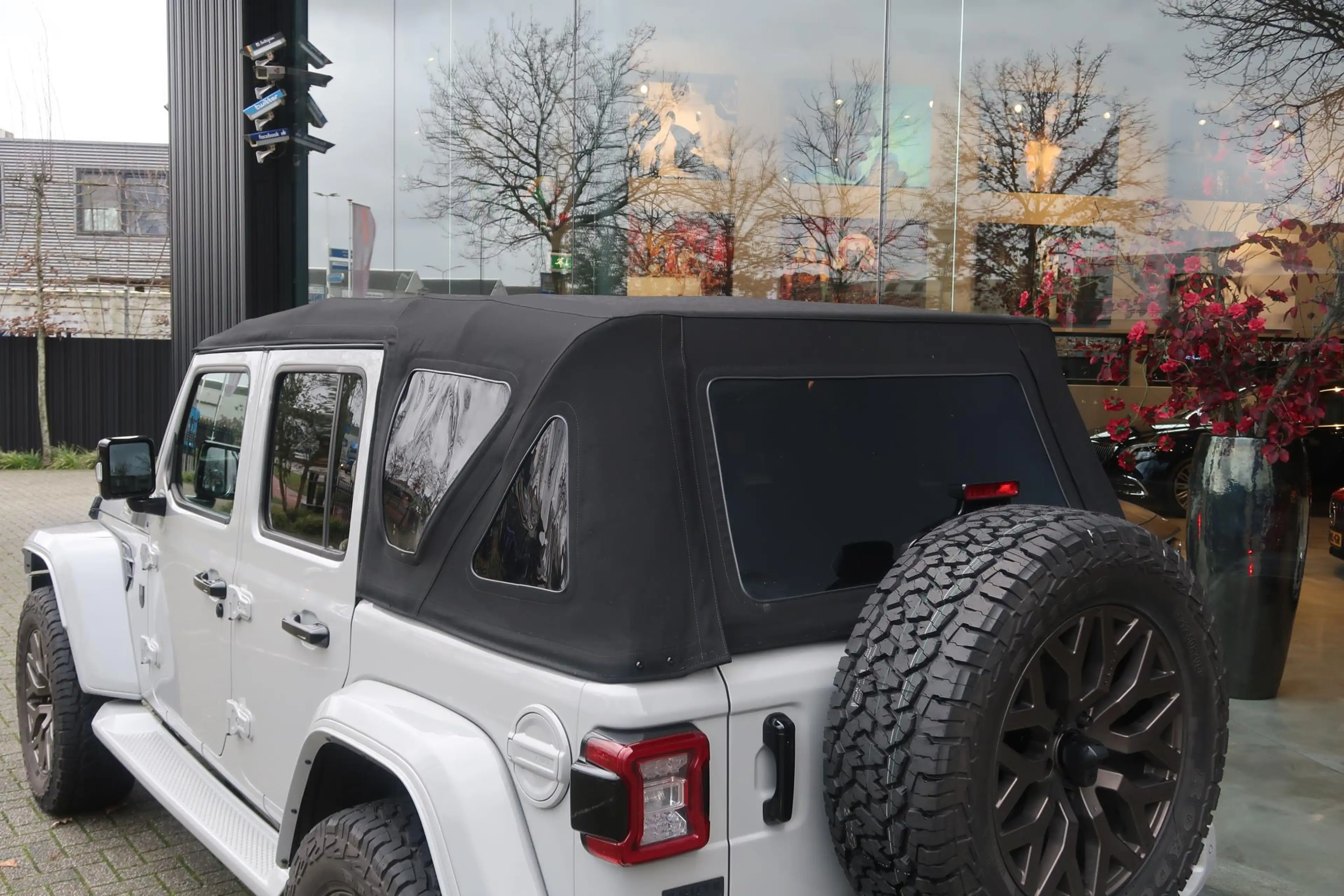 Jeep Wrangler BRUTE Richmond / Landaulette / Bruin Leder — photo 17