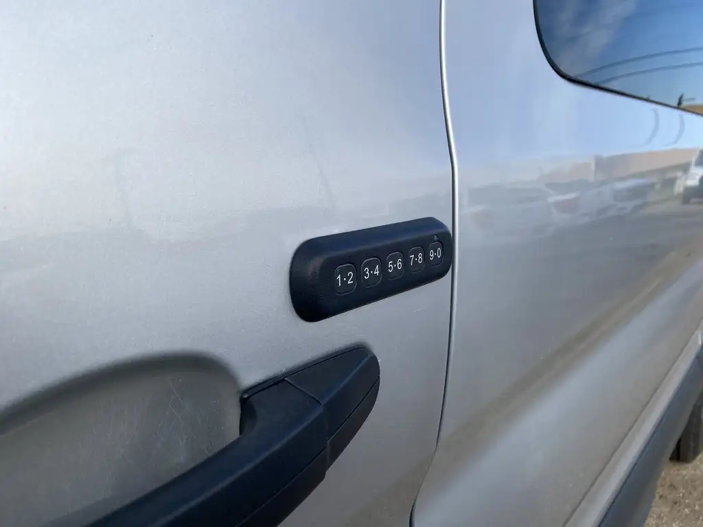 2016 Ford Transit T350 Medium Roof 148 | Rain Sensing Wipers | Rear — photo 5